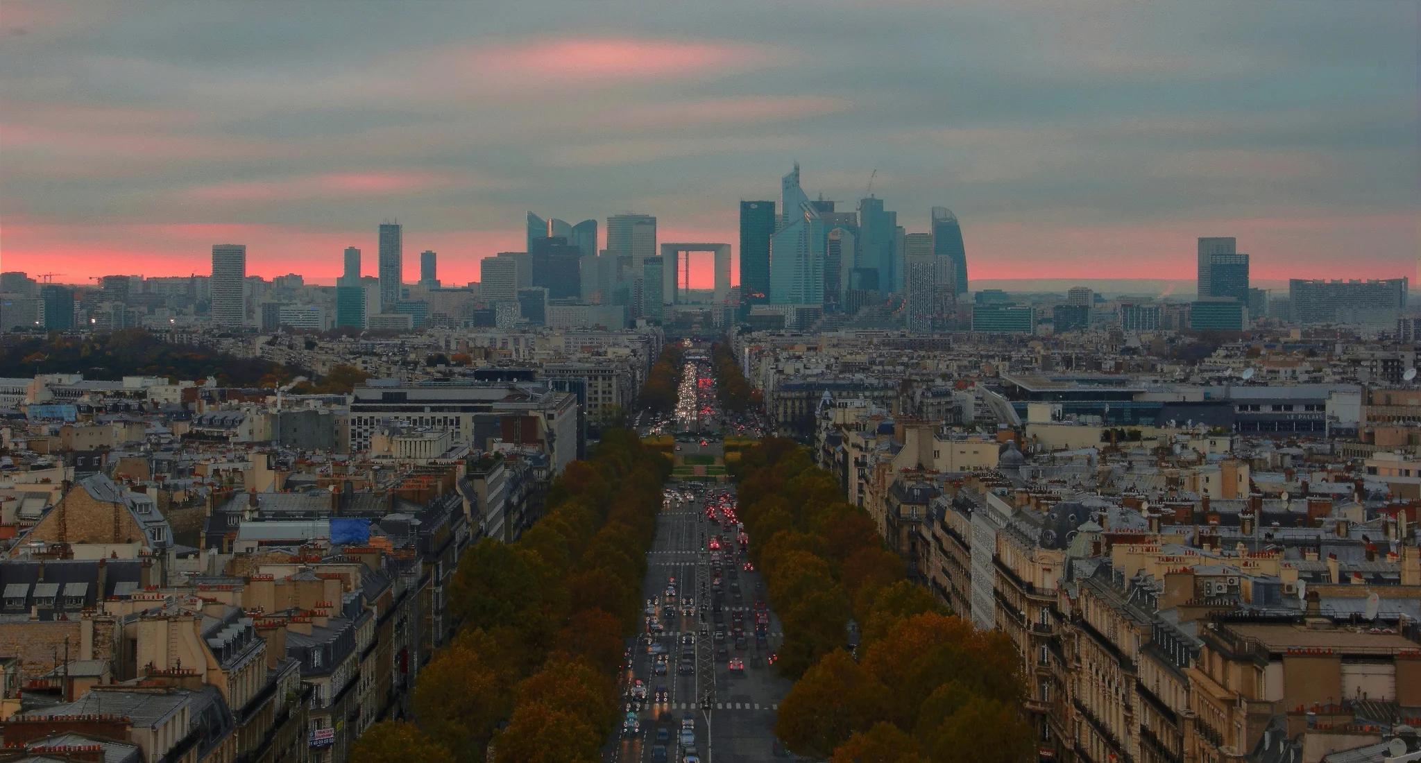 La Defense Rouge