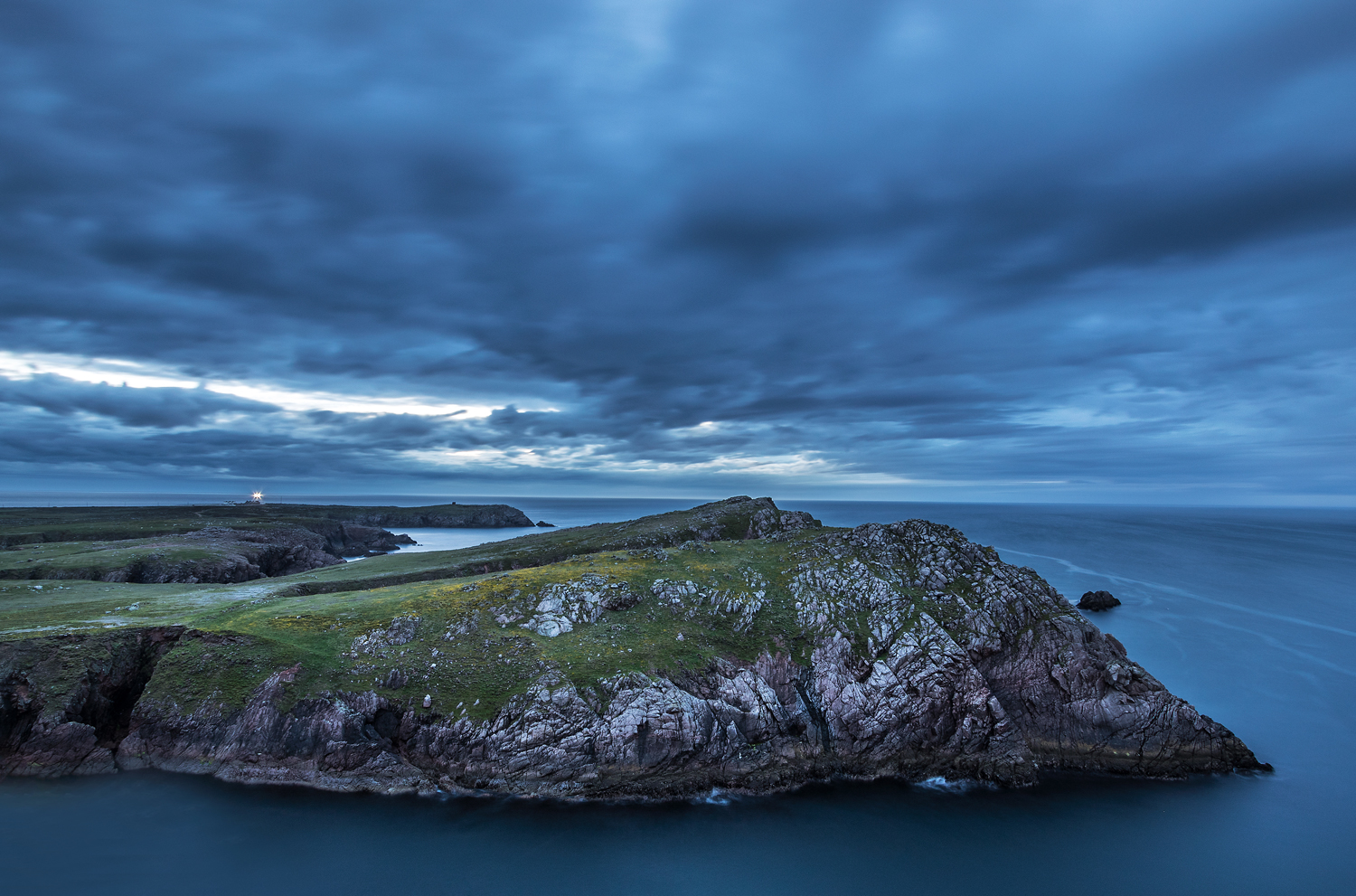 Midnight at Mearnaid Rock.