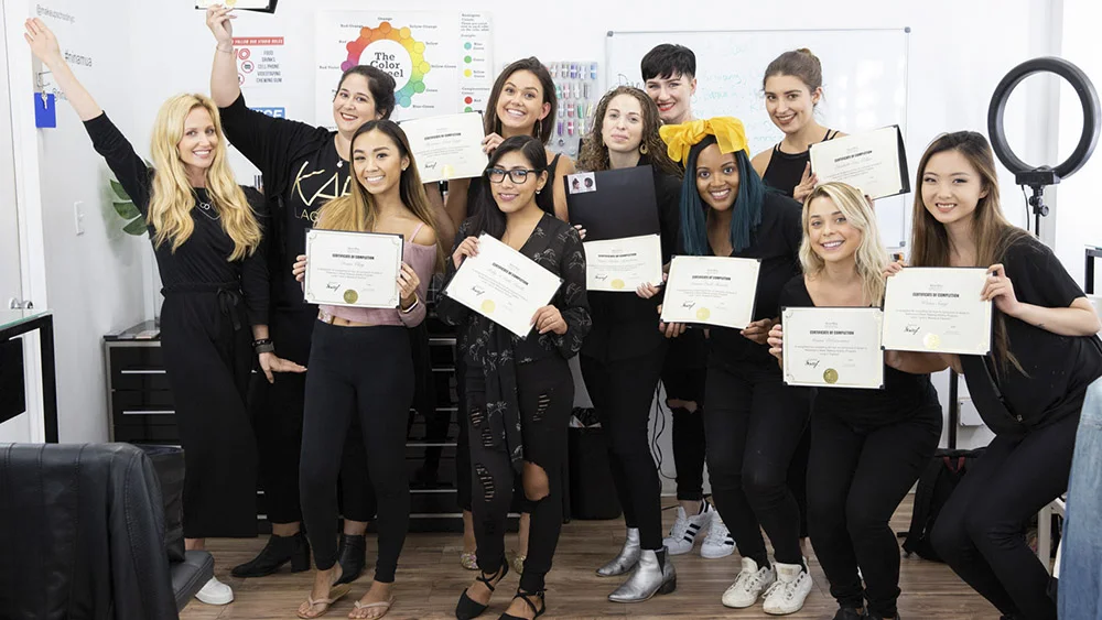 Congrats, you graduated from the makeup school, now what.jpg