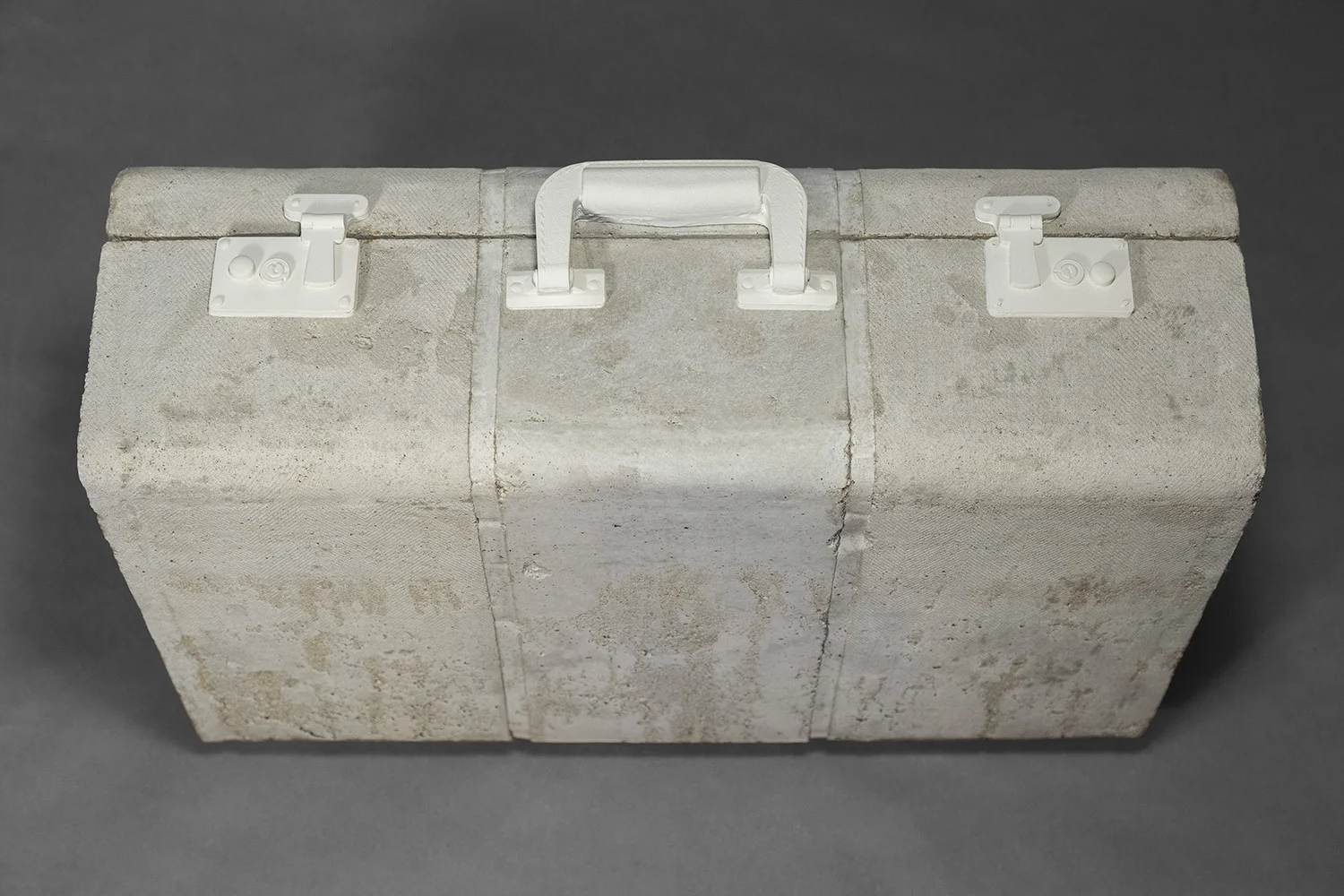 Baggage, alternate view