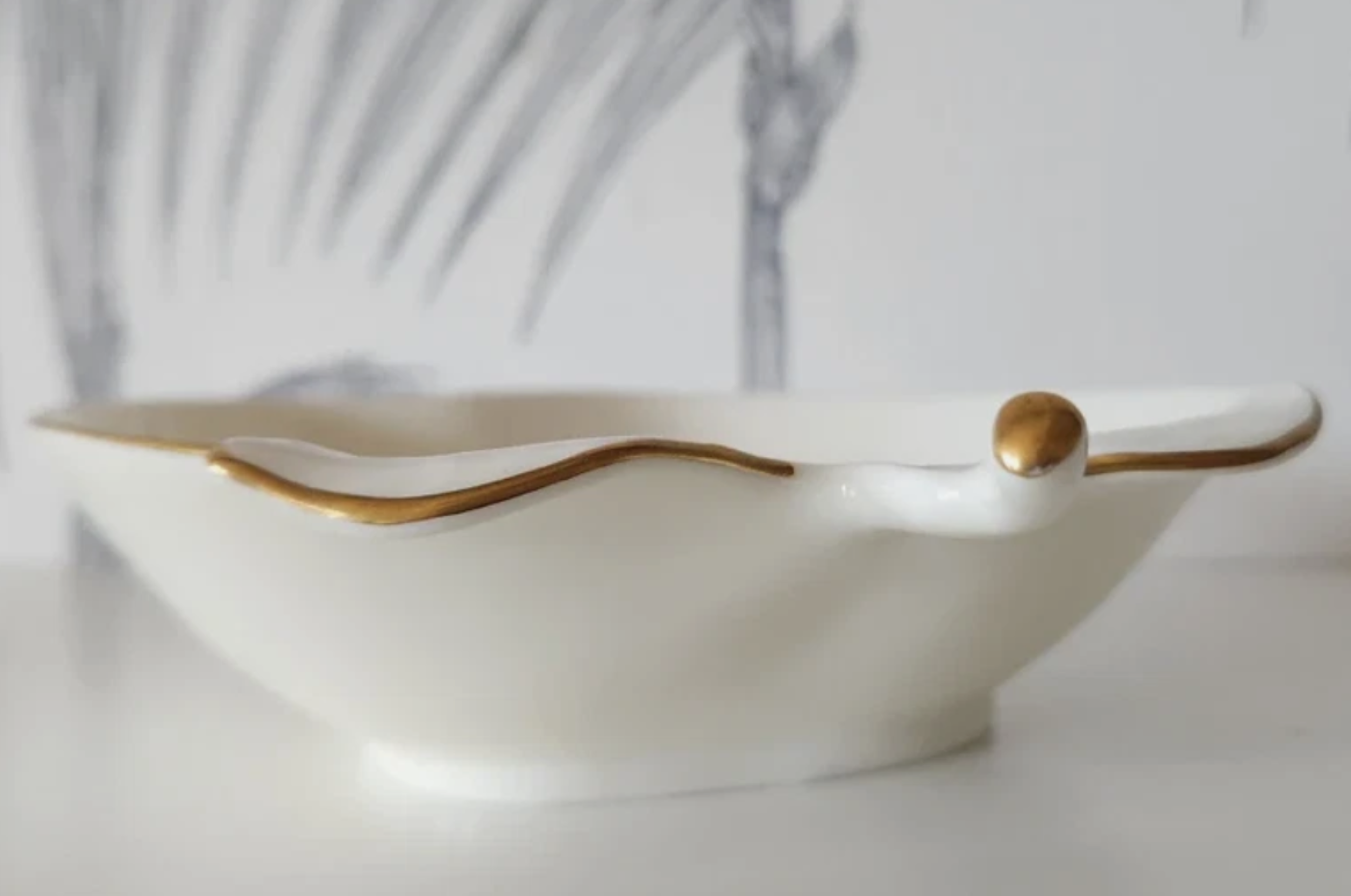 Vintage Mikasa Bowl, Jewelry, Apple shape, Ivory Bone China, 24K Gold, Japan 2.png