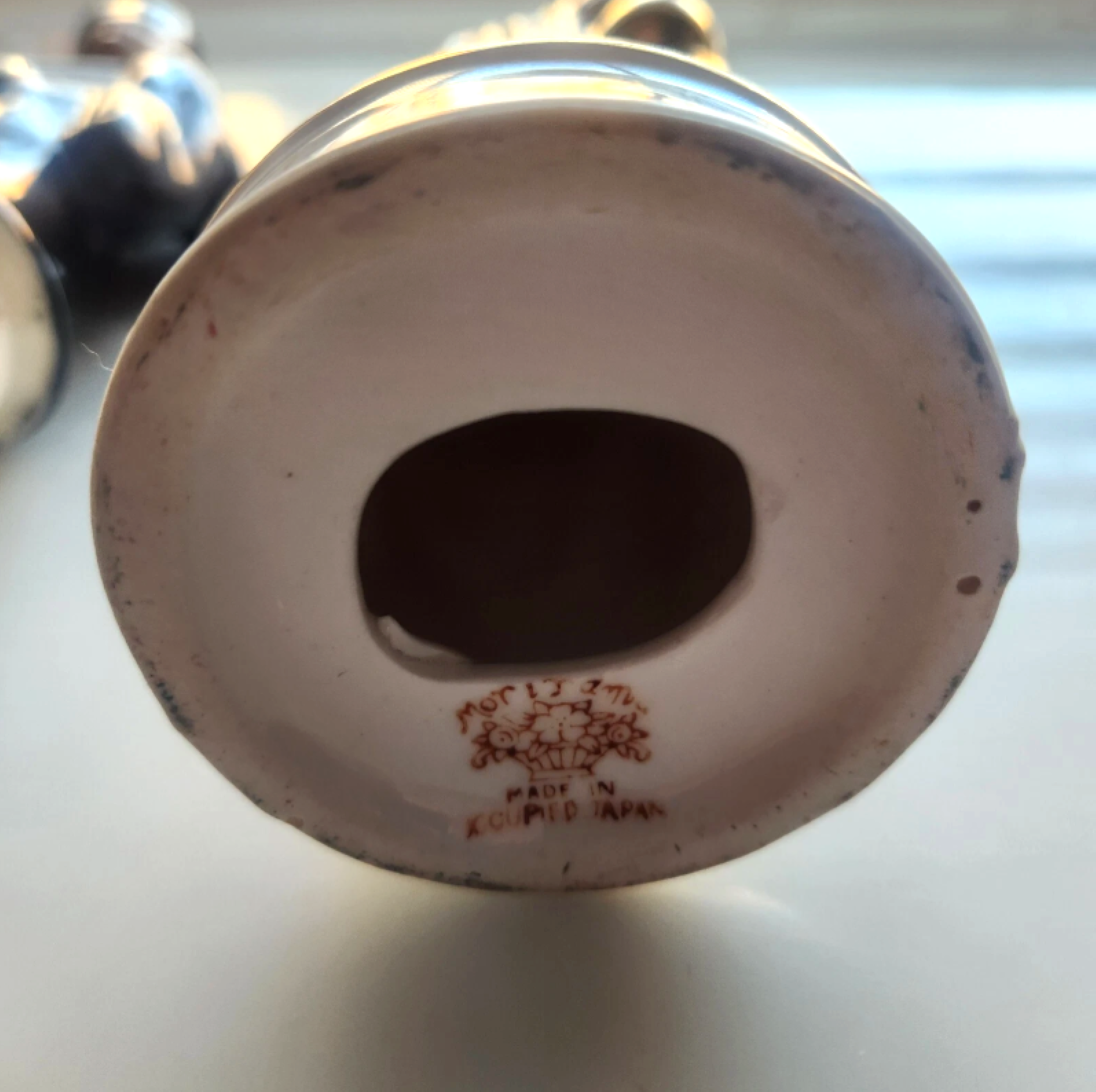 Vintage Occupied Japan Moriyama Girl And Boy Ceramic Statues  9.png