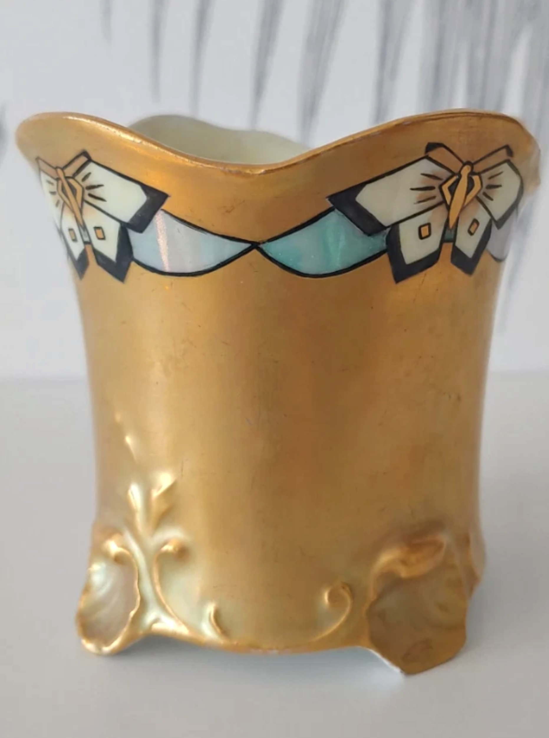 Vintage Lustreware Vase  Planter  Vessel, O. & E.G. Royal, Art Deco Period 3.png