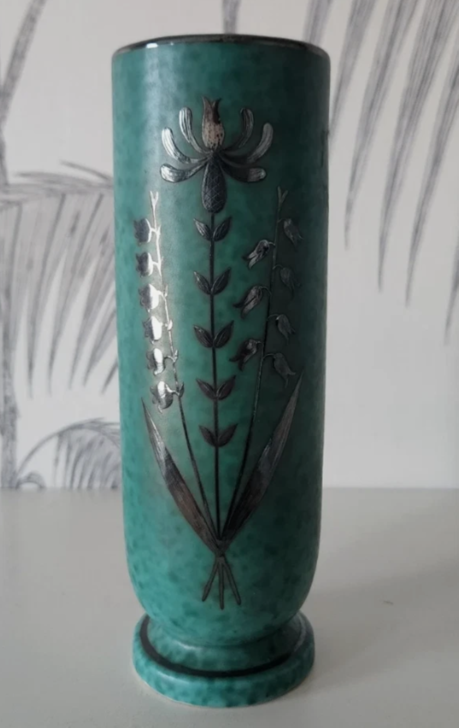 Argenta, Lily of the Valley & Columbine 1.png