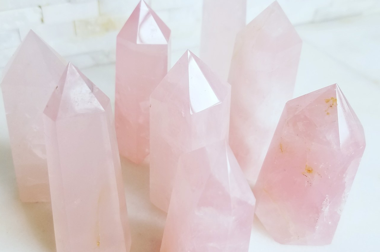 Quartz room at the beach.png