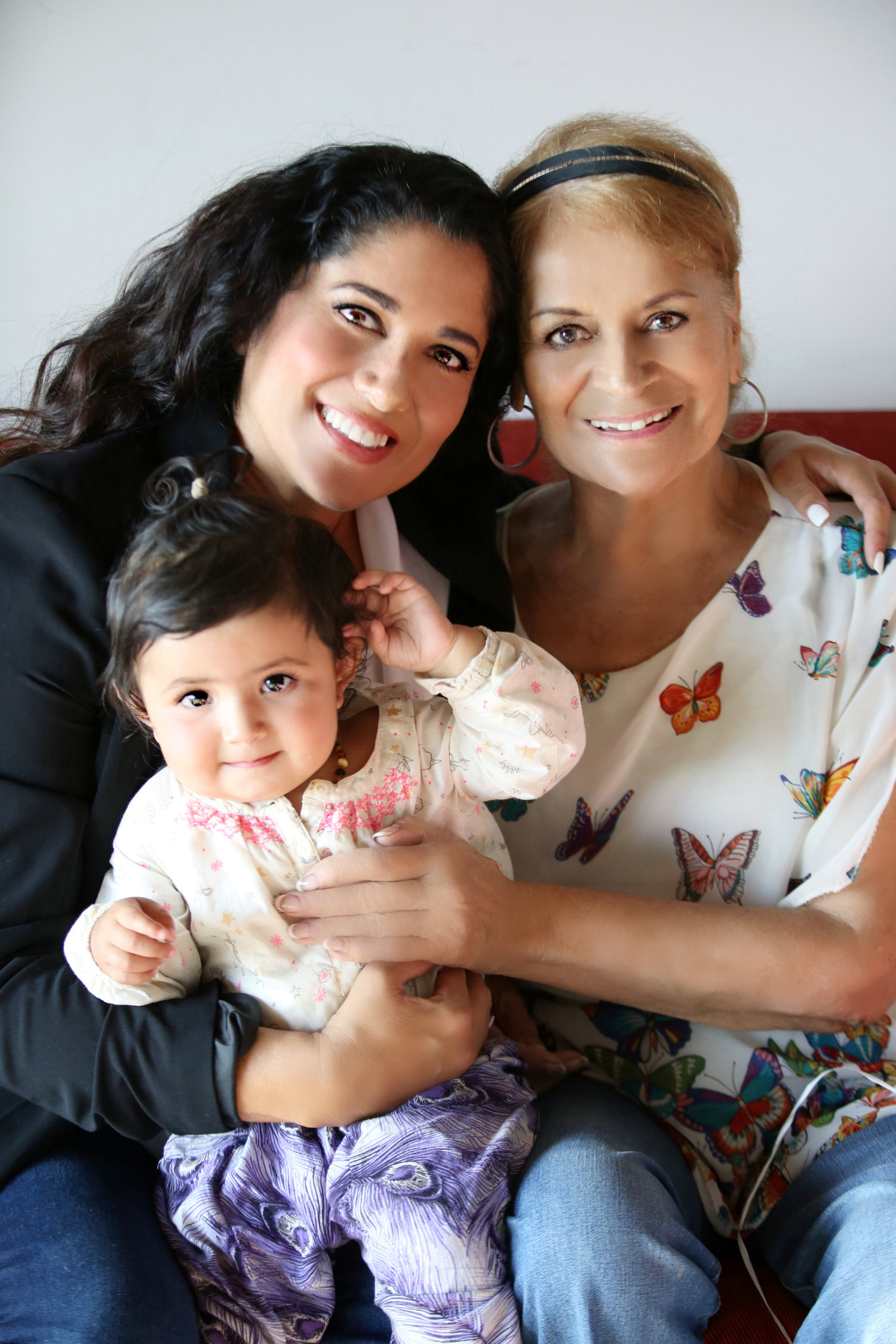 DeLaRosa, her mother Marina, and her daughter Summer Rain.