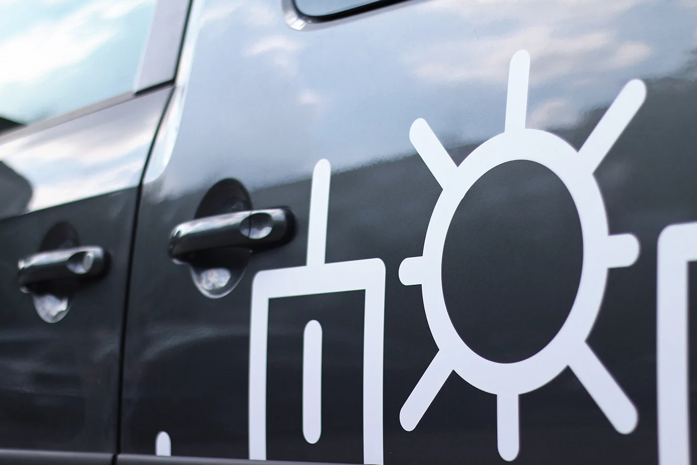 irundo_caddy_closeup_1400px.jpg
