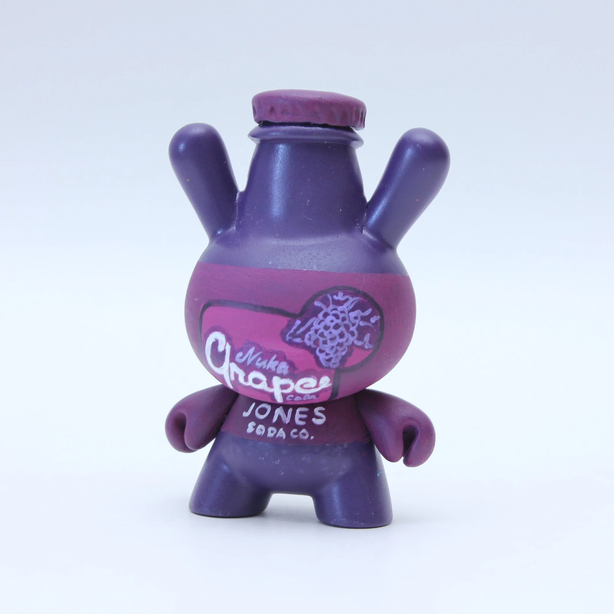 Jones Soda Nuka-Grape Cola.jpg