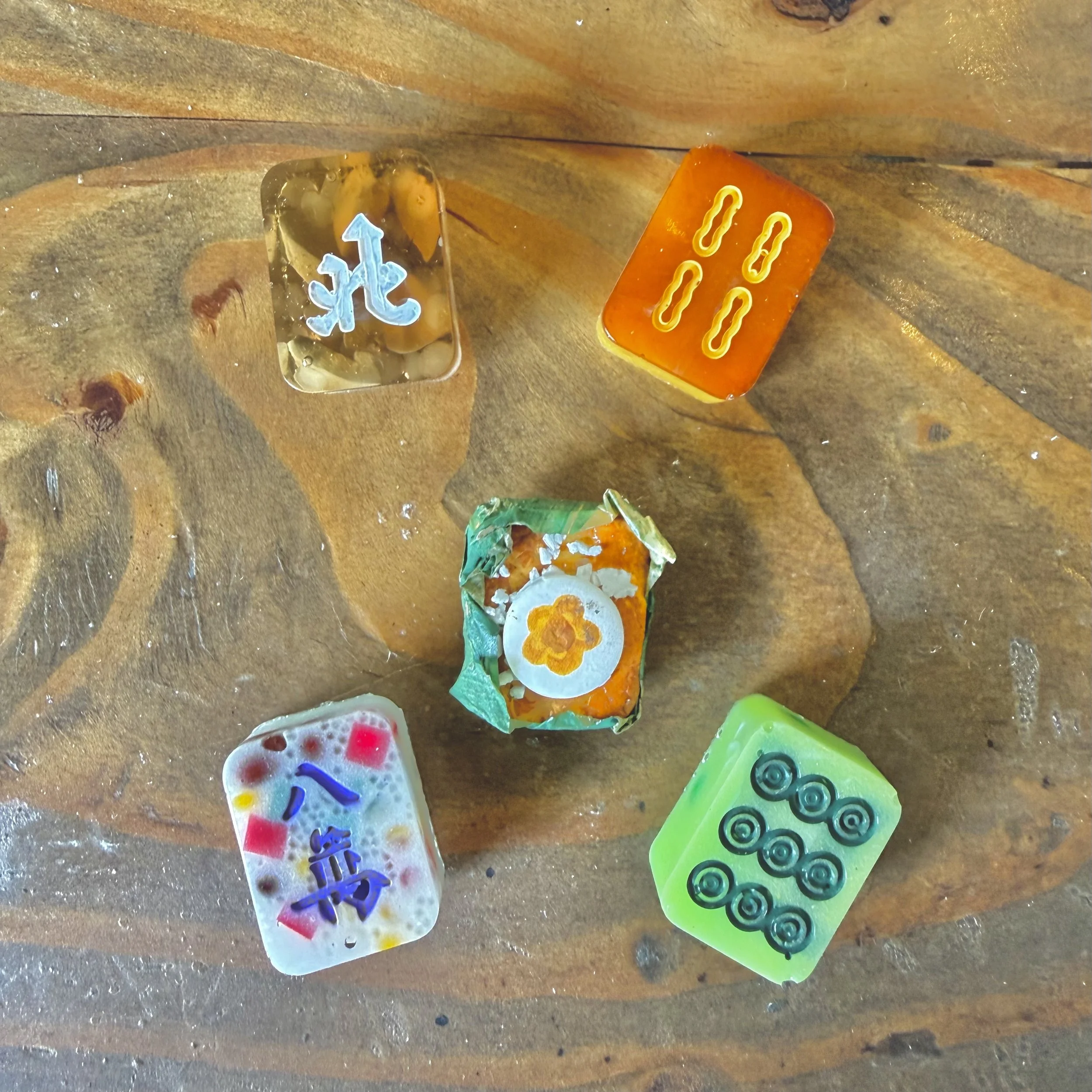 Fiesta Mahjong Set.jpg