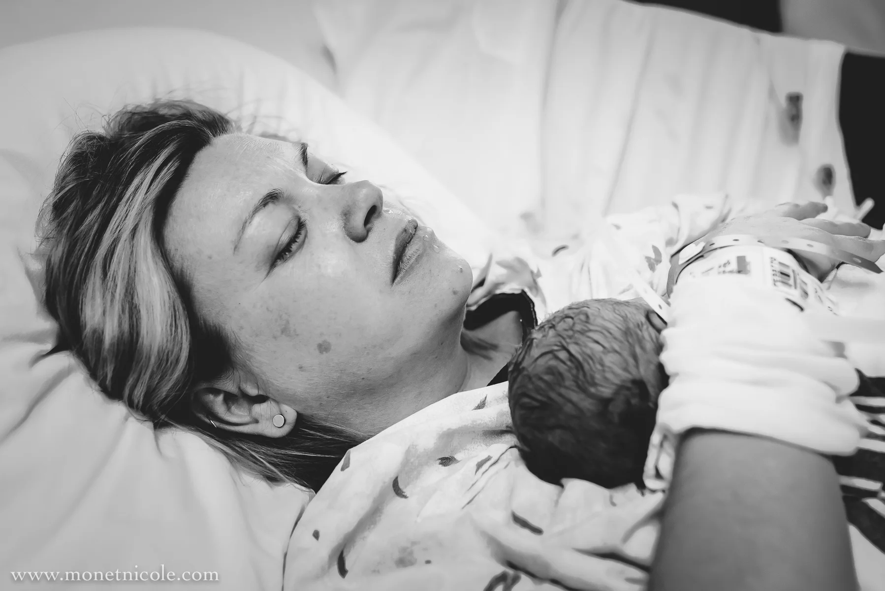 Denver Birth Photographer the Beautiful and Redemptive VBAC of