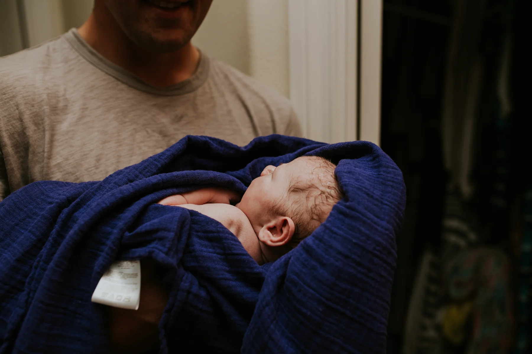 12anchoragebirthphotographer.jpg