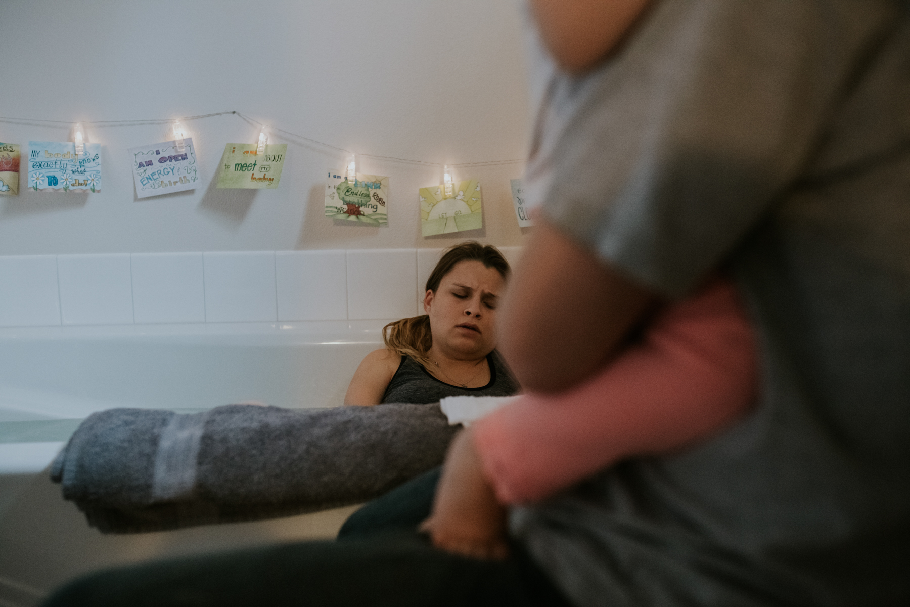 IMG_0158J-Birthanchoragebirthphotographer.jpg