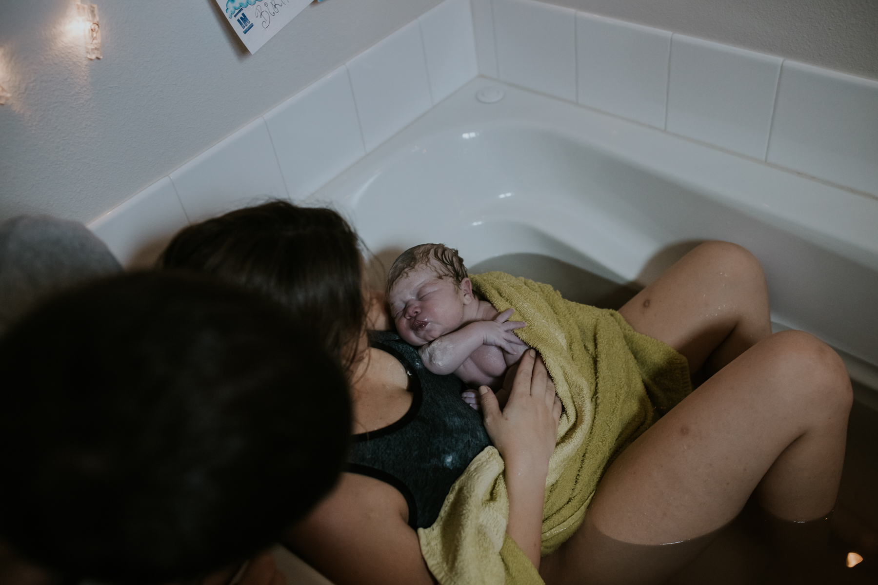 IMG_0380J-Birthanchoragebirthphotographer.jpg