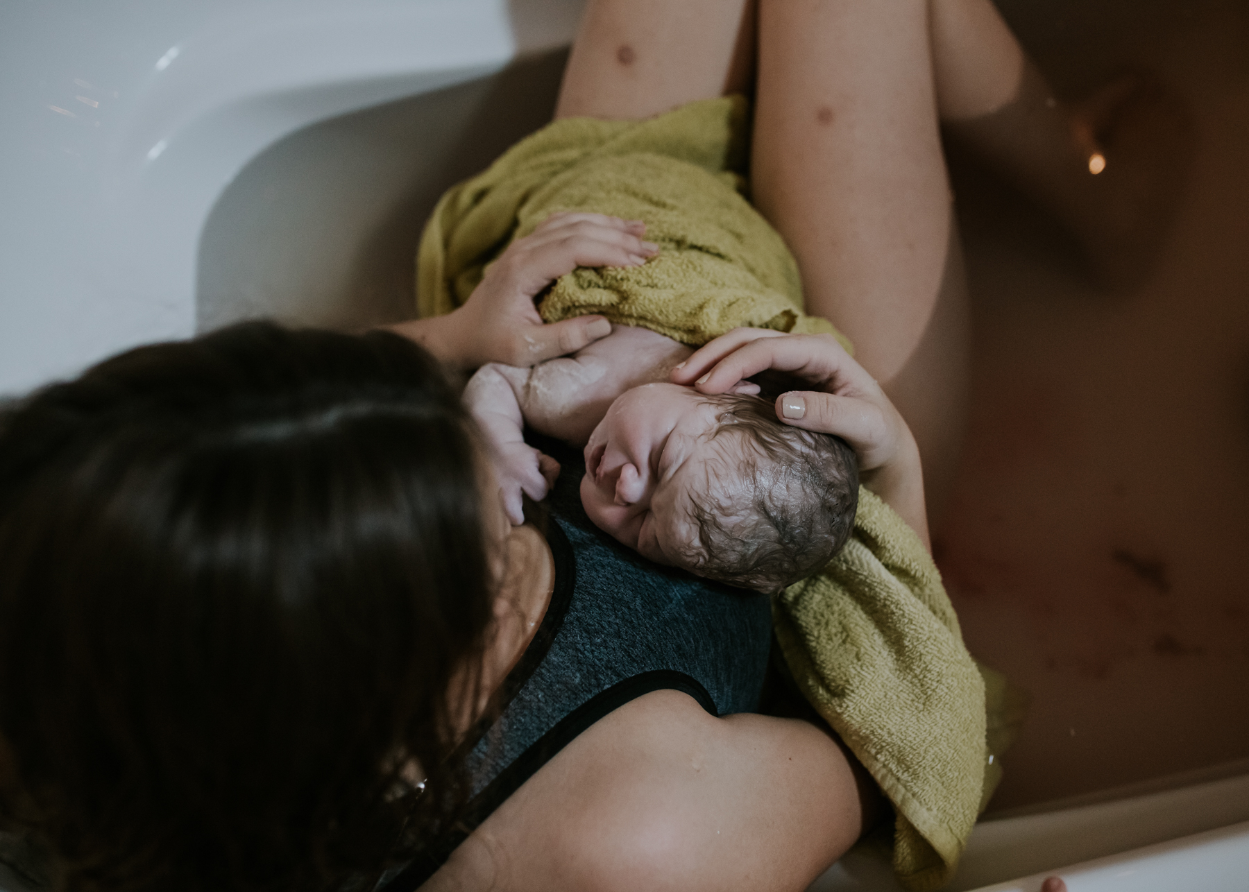 IMG_0420J-Birthanchoragebirthphotographer.jpg