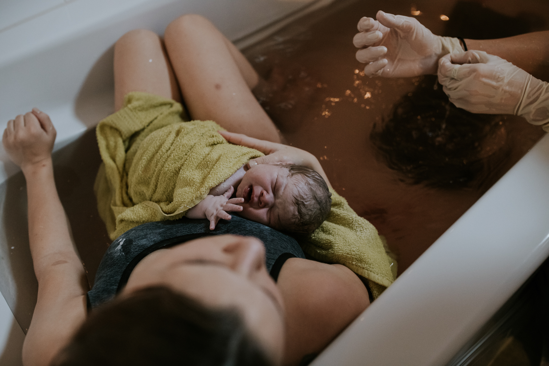 IMG_0438J-Birthanchoragebirthphotographer.jpg