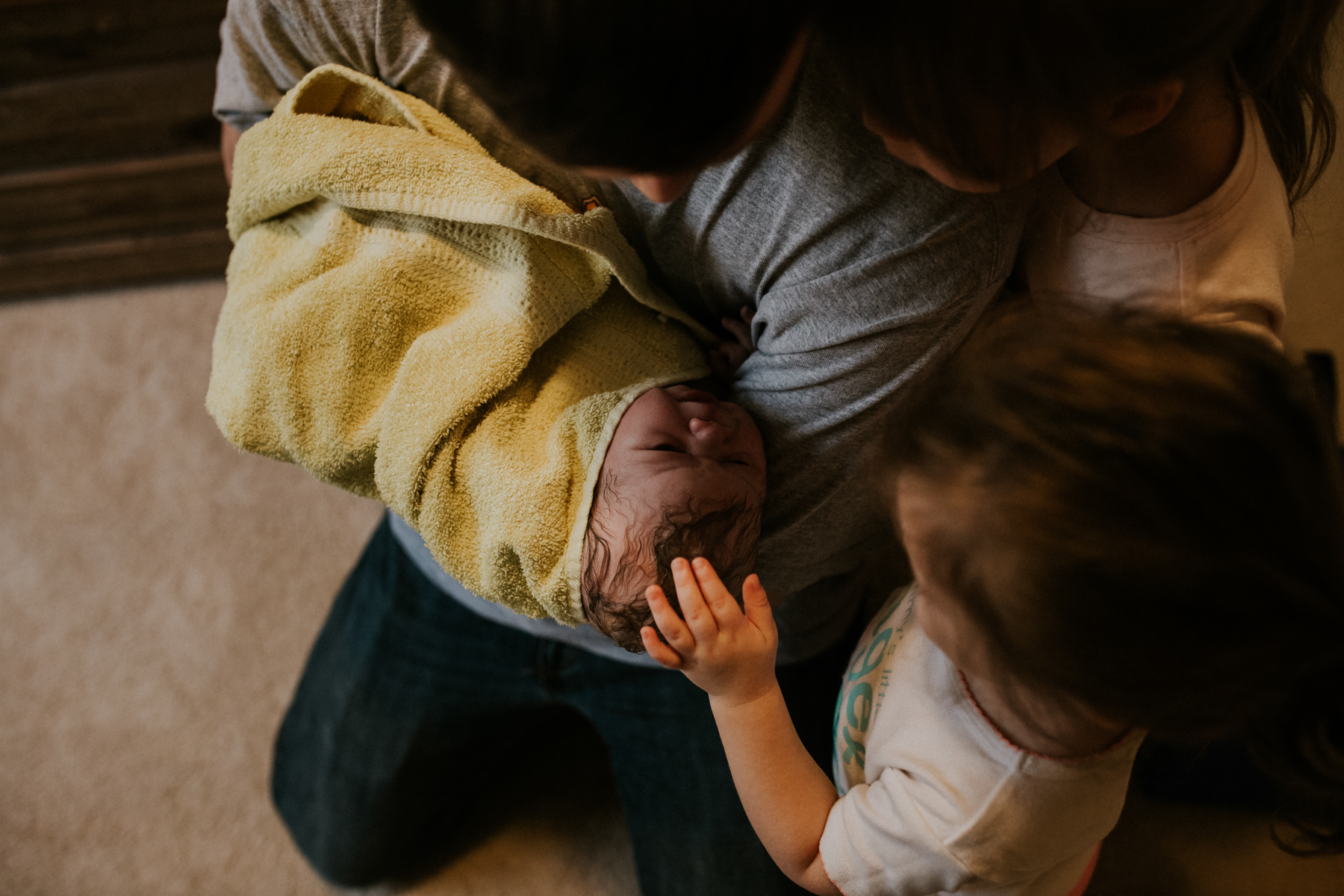 IMG_0536J-Birthanchoragebirthphotographer.jpg