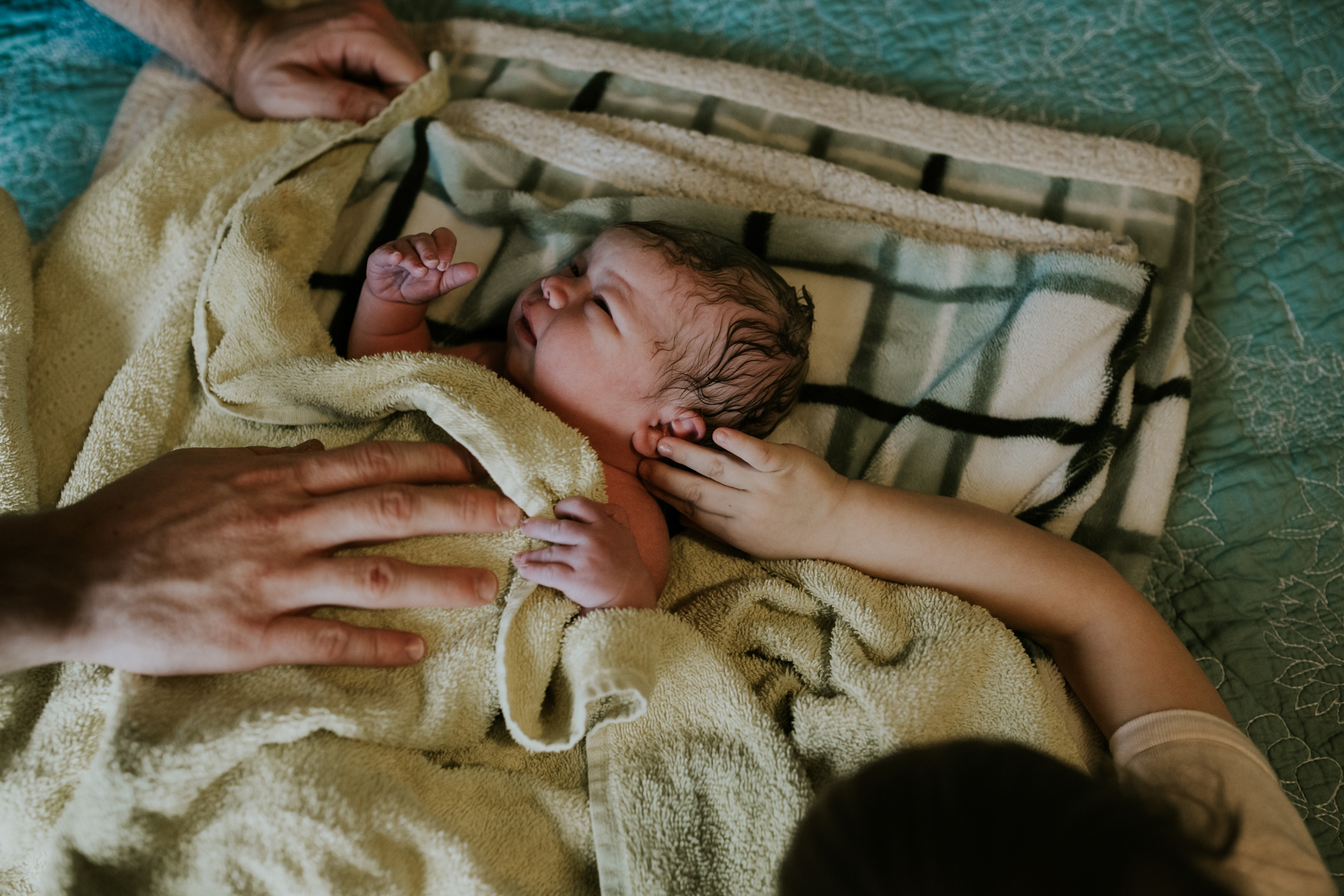 IMG_0587J-Birthanchoragebirthphotographer.jpg