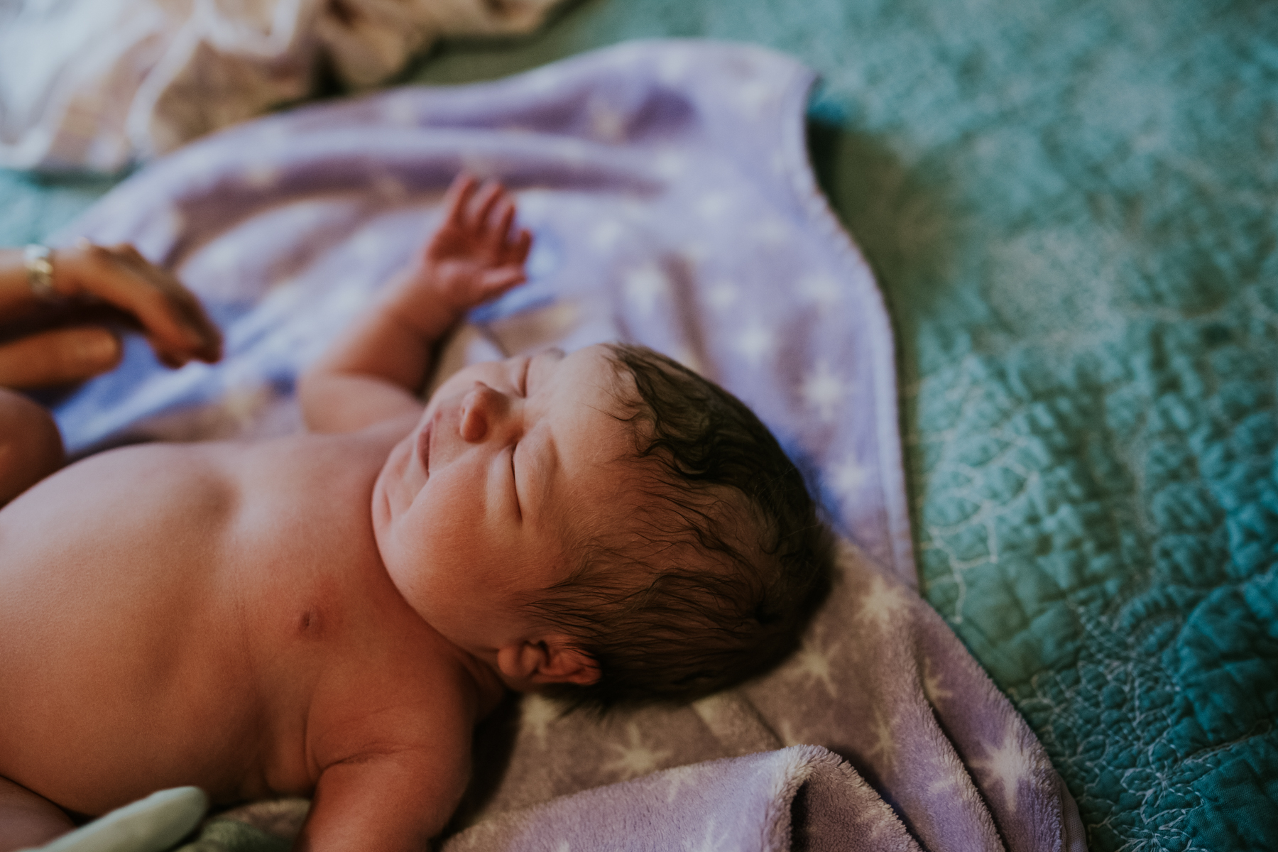 IMG_0775J-Birthanchoragebirthphotographer.jpg