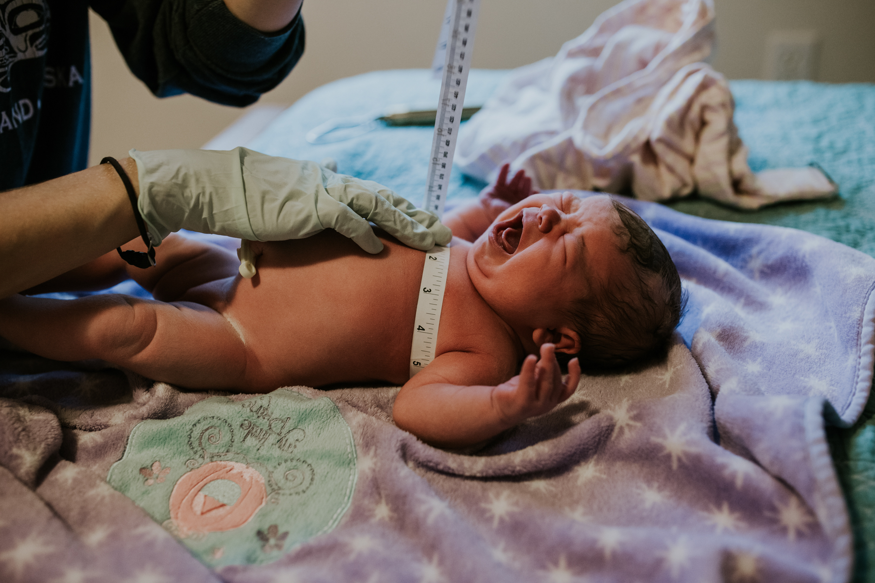 IMG_0791J-Birthanchoragebirthphotographer.jpg