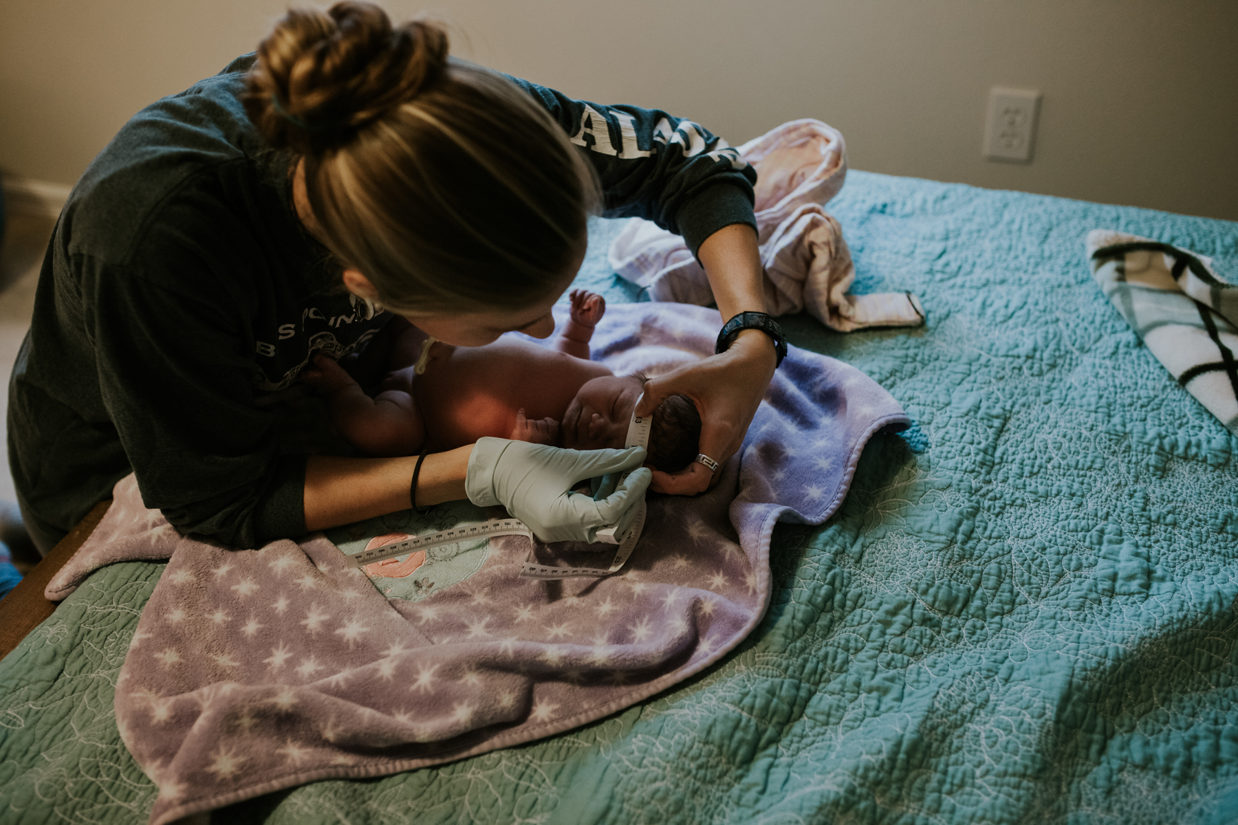 IMG_0788J-Birthanchoragebirthphotographer.jpg