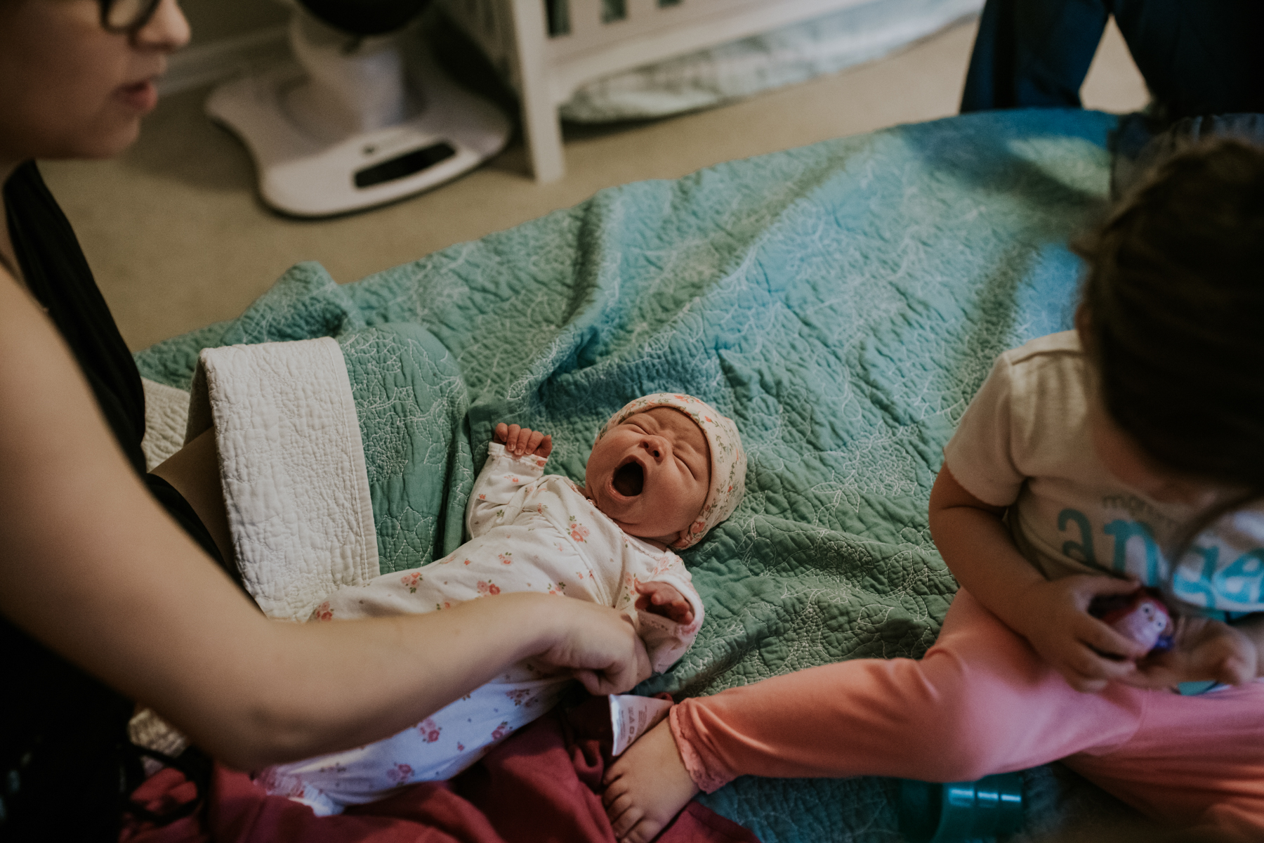 IMG_0895J-Birthanchoragebirthphotographer.jpg