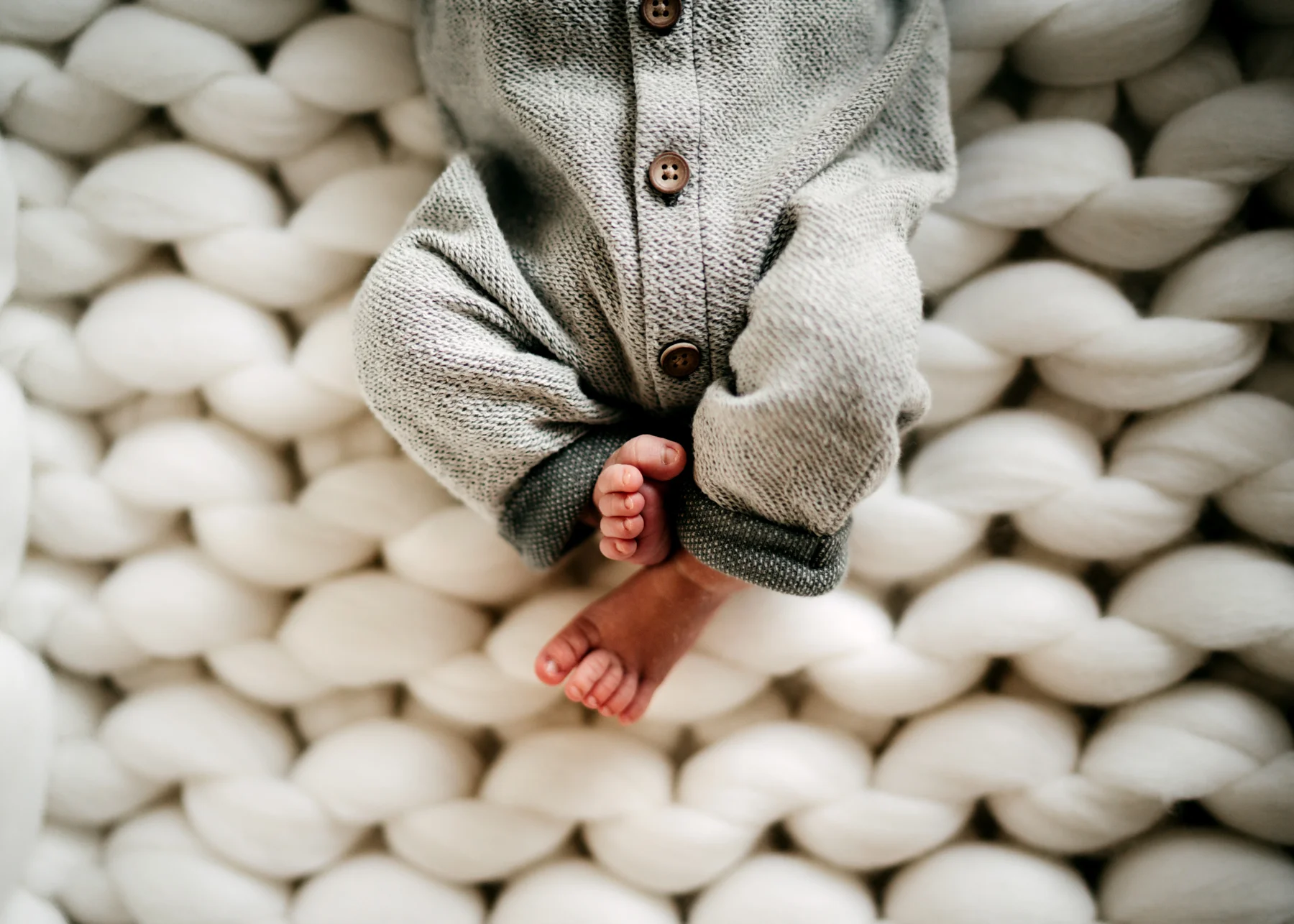 WasillaLifestyleNewbornPhotographer99MossandMyrrh.jpg