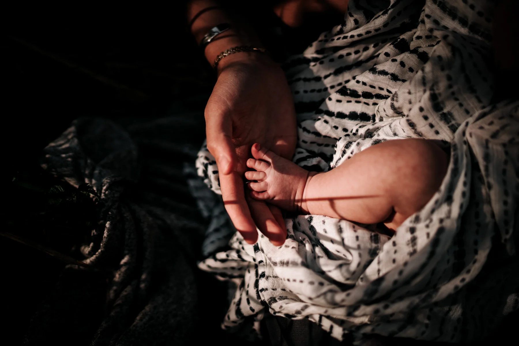 moss-and-myrrh-anchorage-lifestyle-photographer2019.jpg