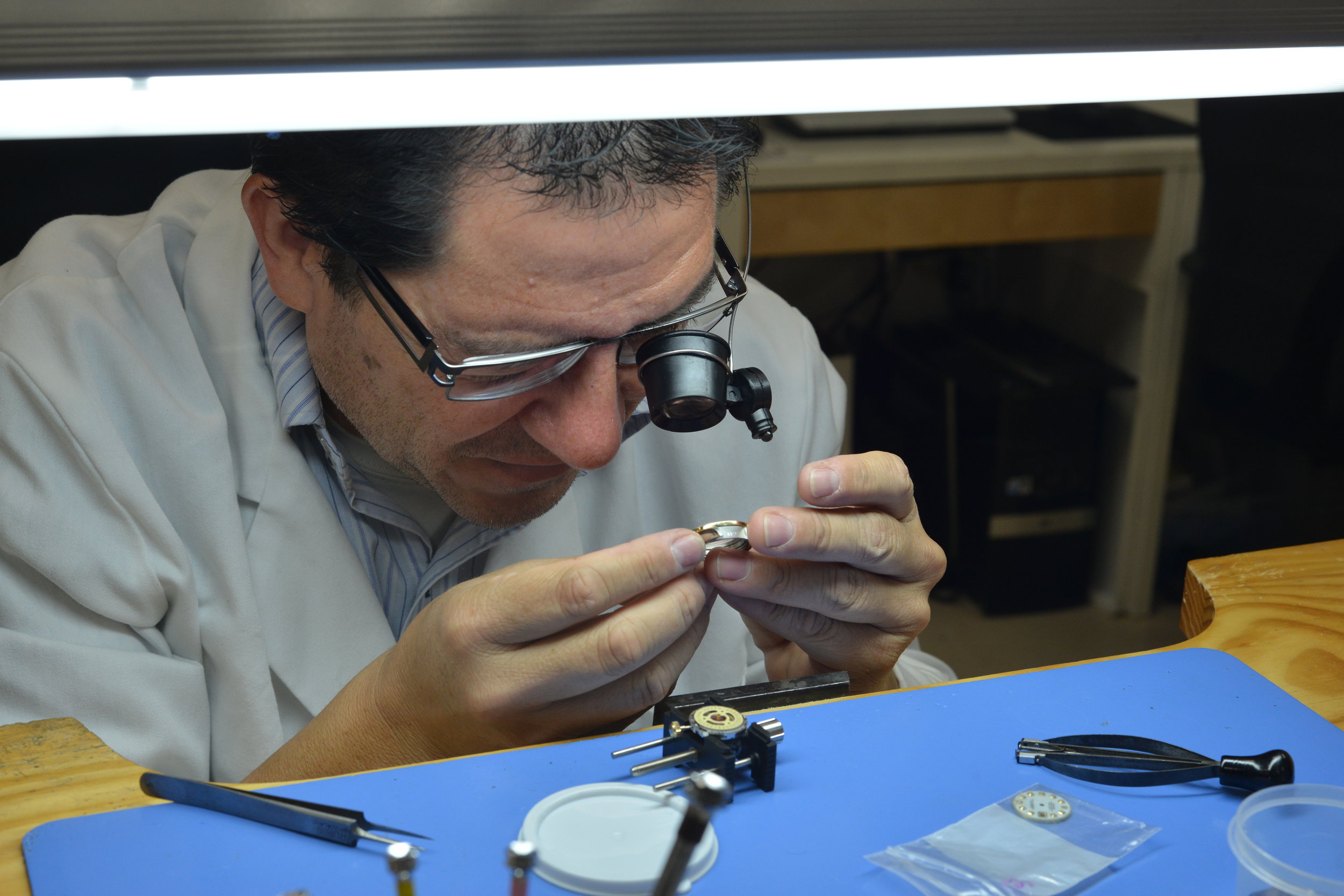 At Turley Jewelers we examine every previously owned watch carefully to check for original parts and functionality.&nbsp;