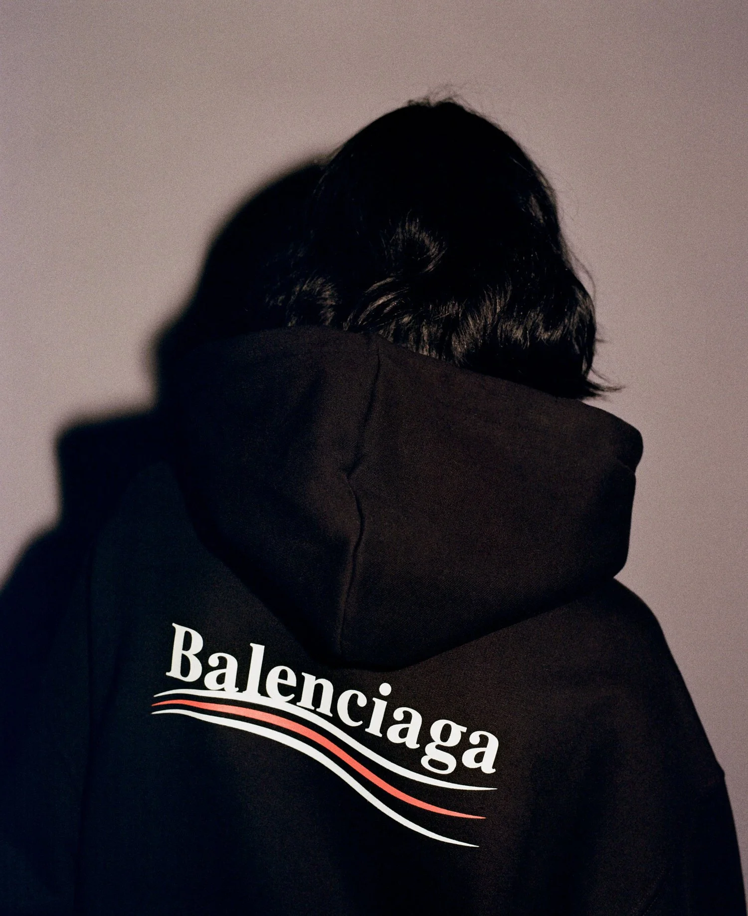 2025_1204_Balenciaga_Isabella_LosAngeles_final_004.jpg