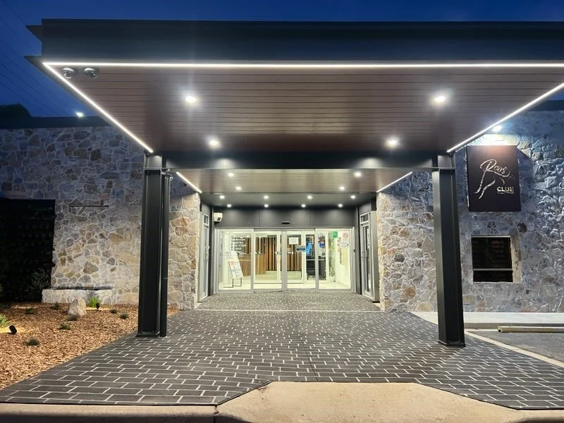 front entry.jpg