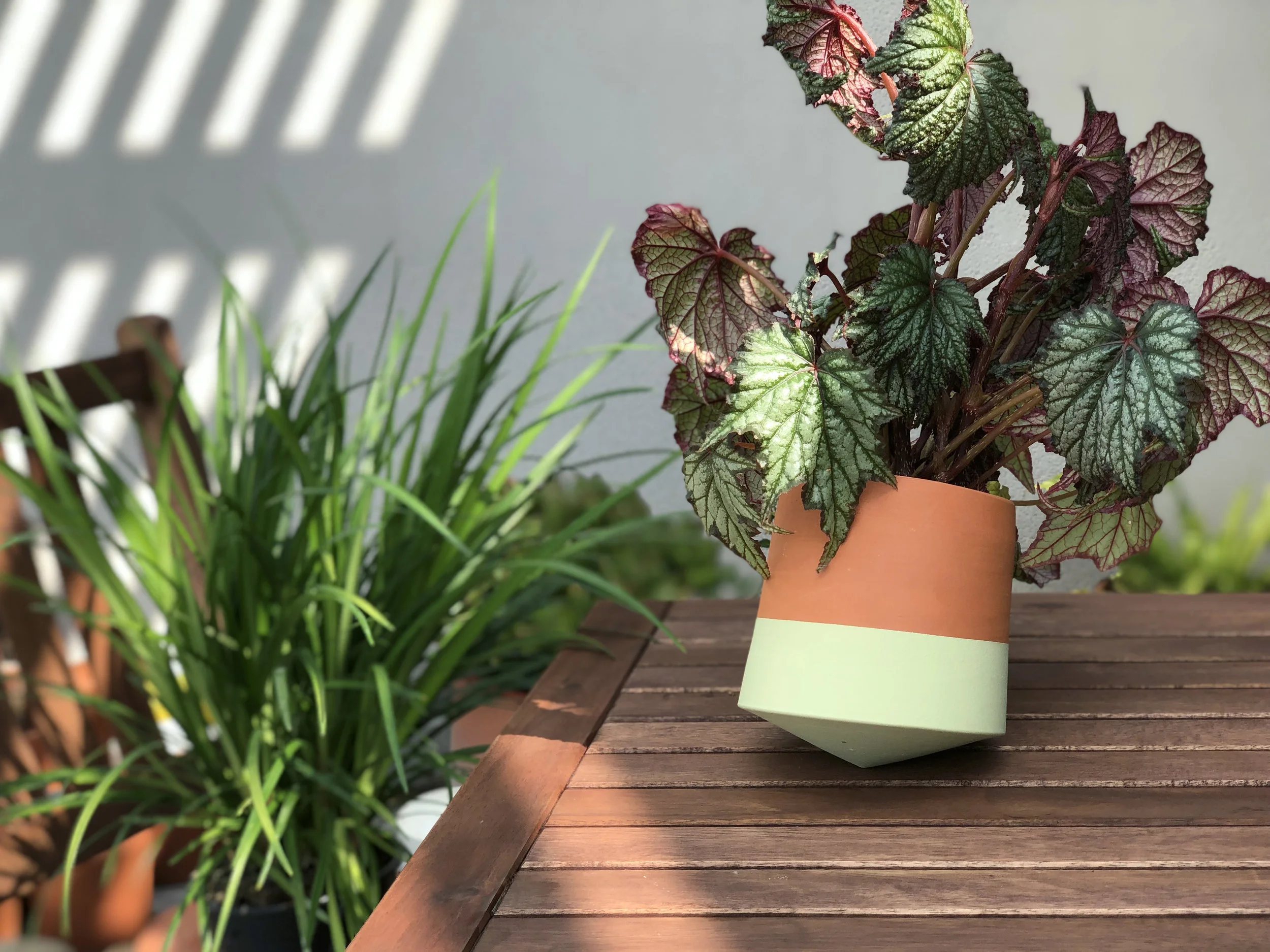 Voltasol mini new color green by livingthings.jpg