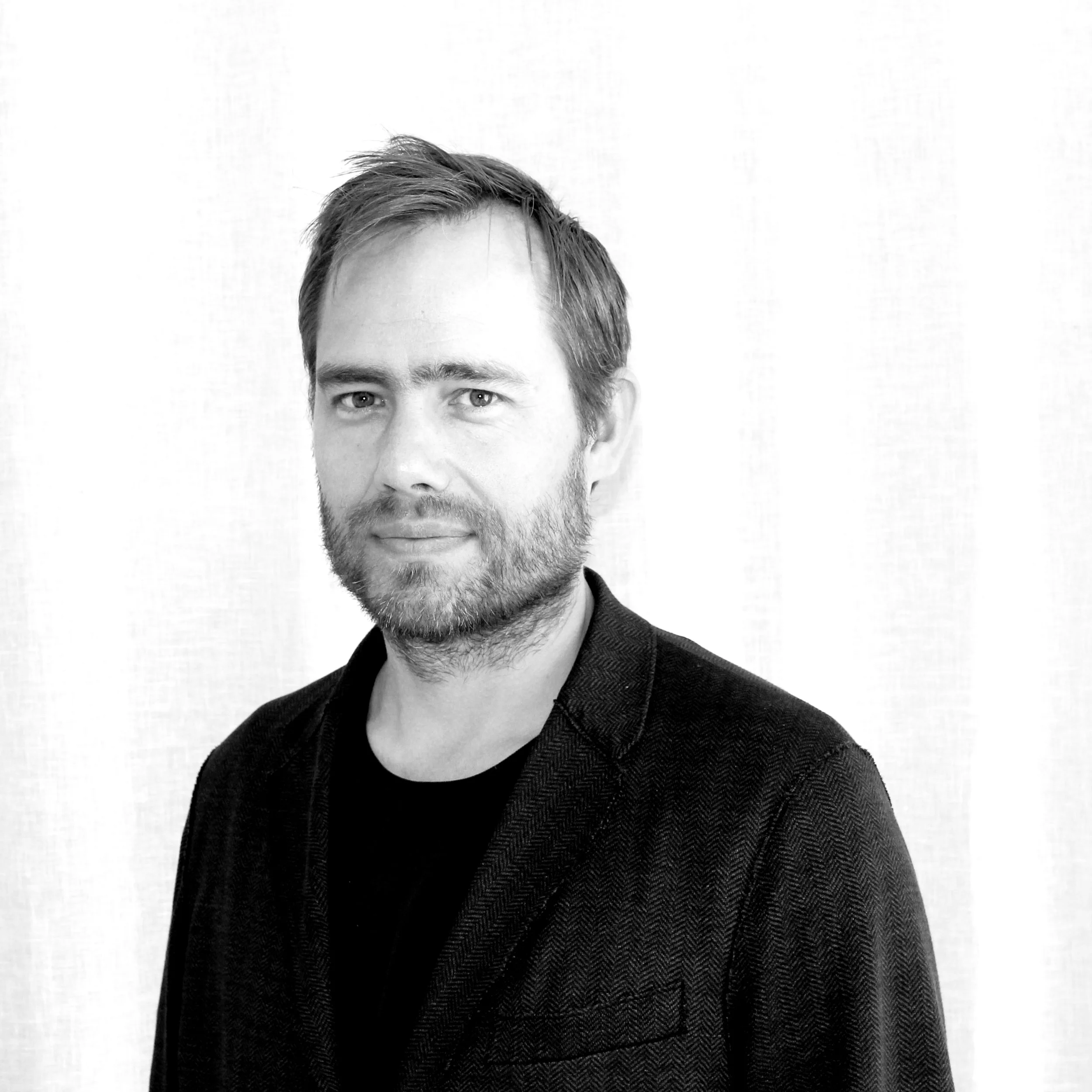 Ola Broms Wessel Grundare, VD Arkitekt SAR/MSA m +46 070 994 96 93 ola@spridd.se