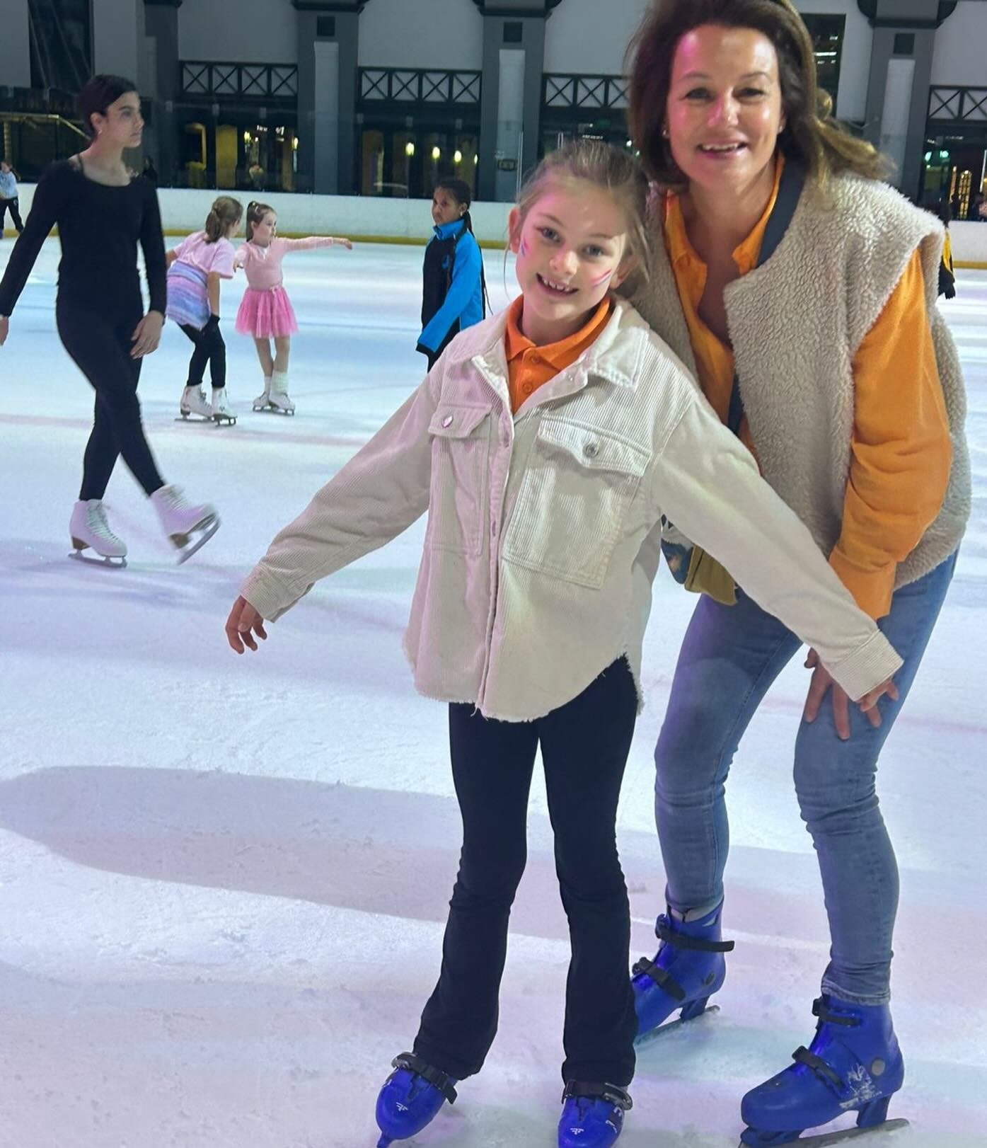 Met het nieuwe jaar, hebben we ook een nieuwe leerkracht: juf Annemarie.
Juf Annemarie gaat lesgeven aan groep 3, in Noordhoek. 

Welkom en veel succes!

#nieuweleerkracht #nederlandsonderwijs #nederlandersinkaapstad
