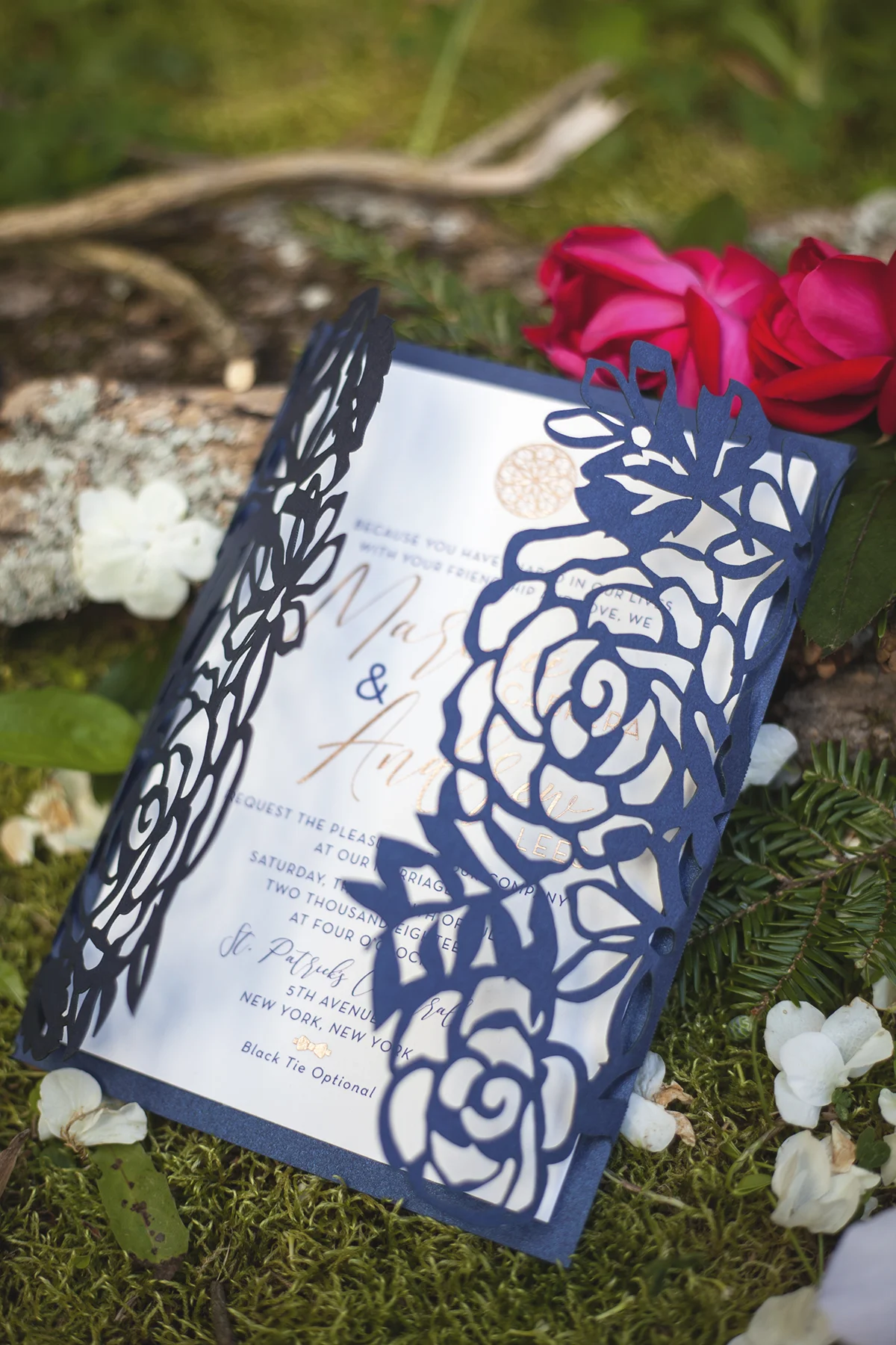 floral_gatefold_navy_1.jpg