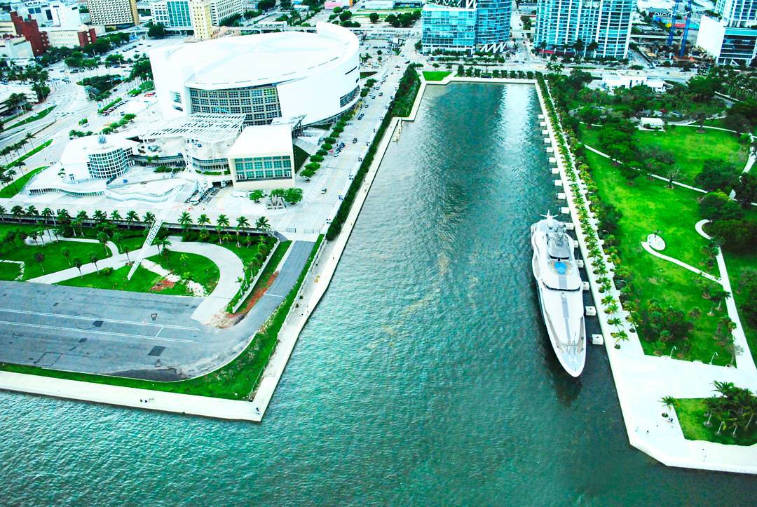 IsabelCastroNet Downtown Miami MiamiBeach Florida Helicopter Photographer Photography 001.jpg