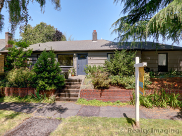 2129 NE Dekum Street