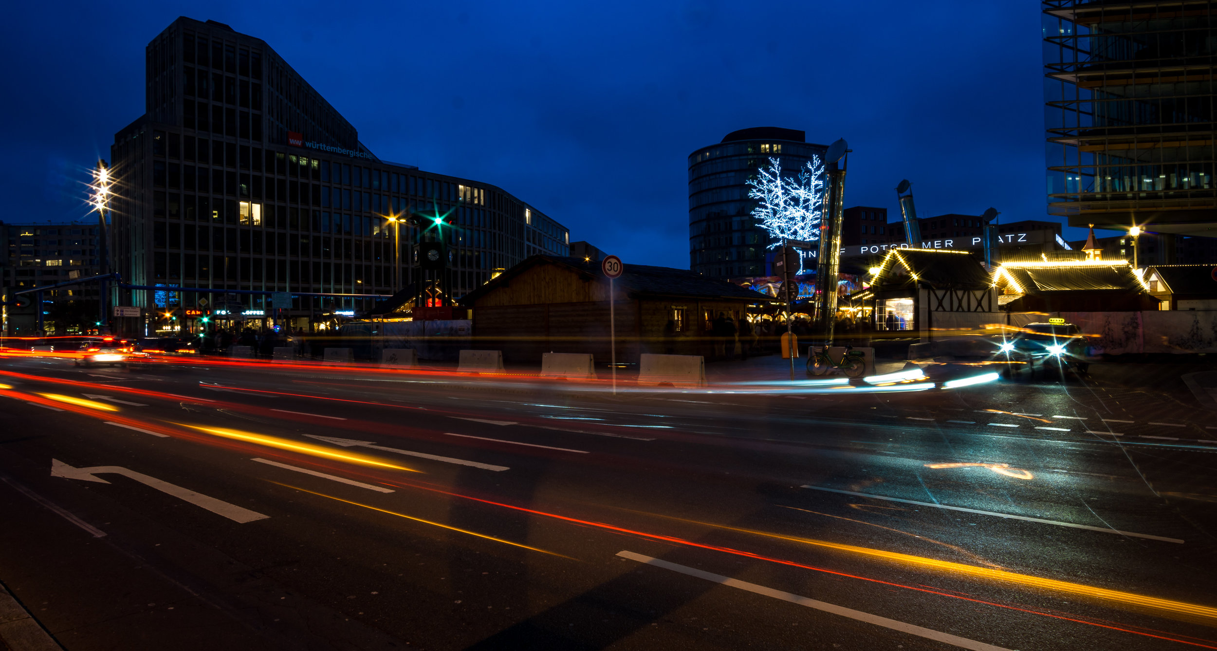 weihnachtsmarkt.jpg