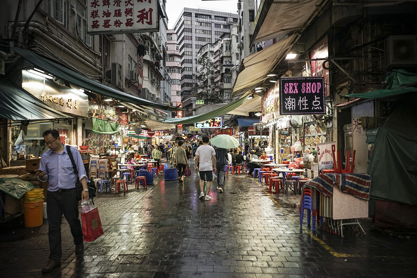 Night Market on Temple St.