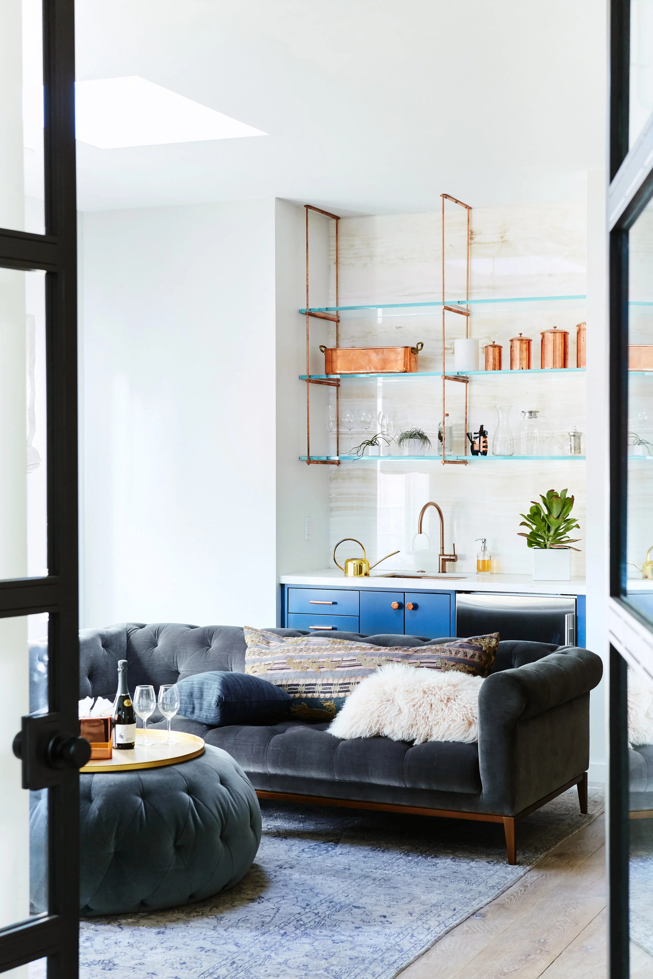 Noz Design - Pac Heights House with a Roof - Copper kitchenette lounge.jpg
