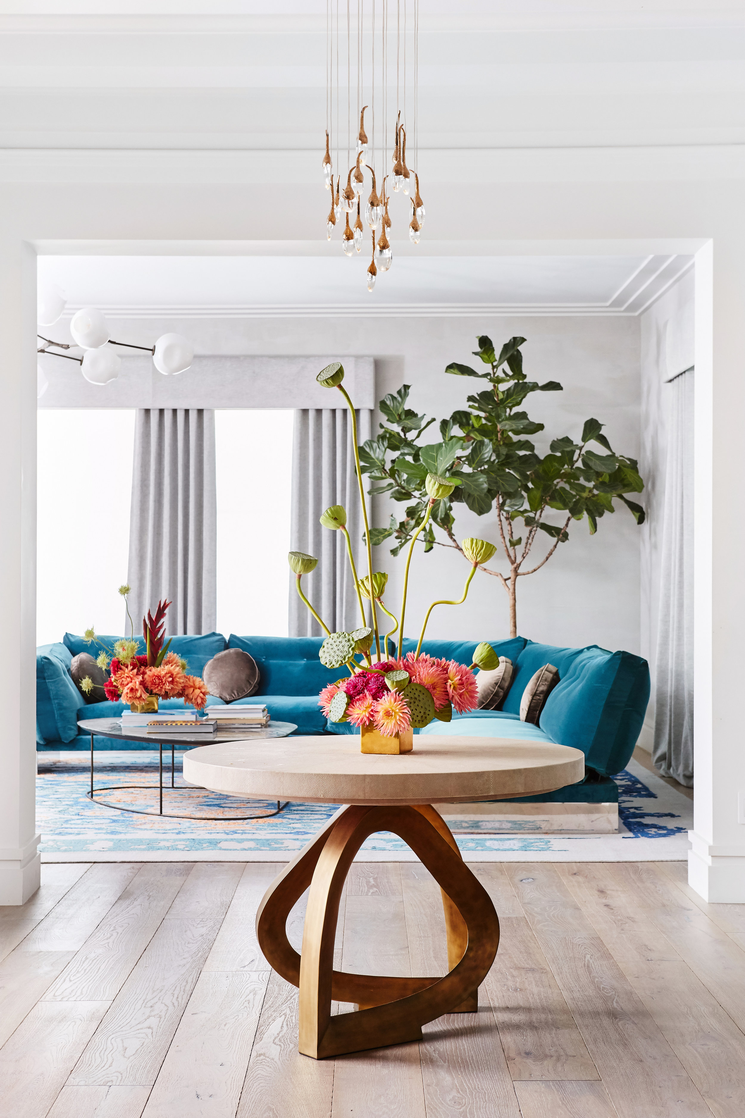 Noz Design - Pac Heights House with a Roof - Foyer toward living room.jpg