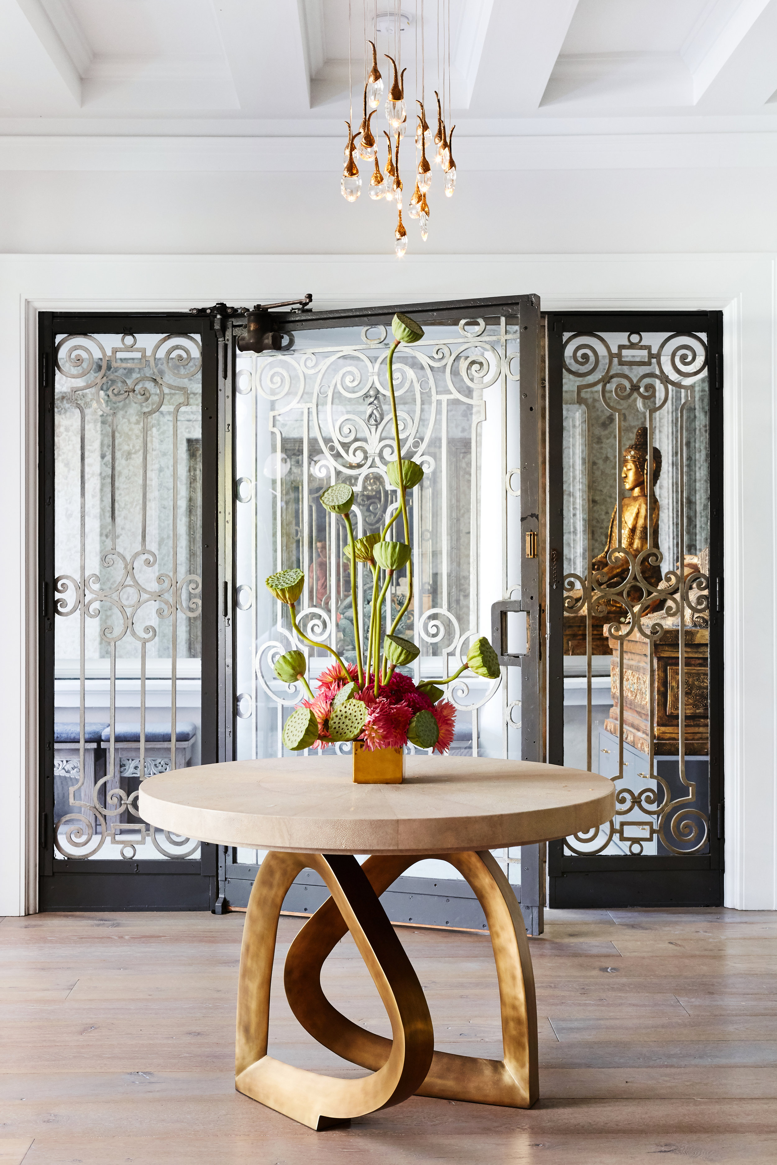 Noz Design - Pac Heights House with a Roof - Foyer toward door.jpg