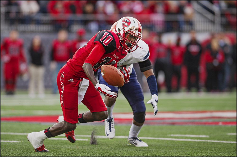  Nov 8, 2014; Bowling Green, KY, USA; [CAPTION] at Houchens Industries-L.T. Smith Stadium. Mandatory Credit: Brian Powers-USA TODAY Sports 