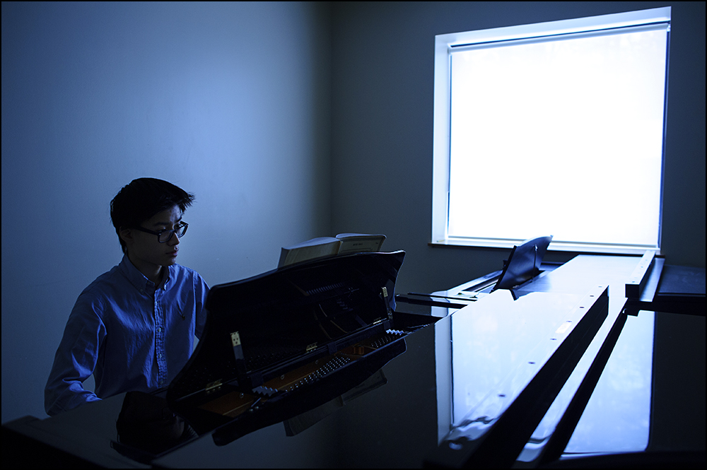  Students at Interlochen Arts Academy in Interlochen, MI on Wednesday, December 10, 2014. Photo by Brian Powers 