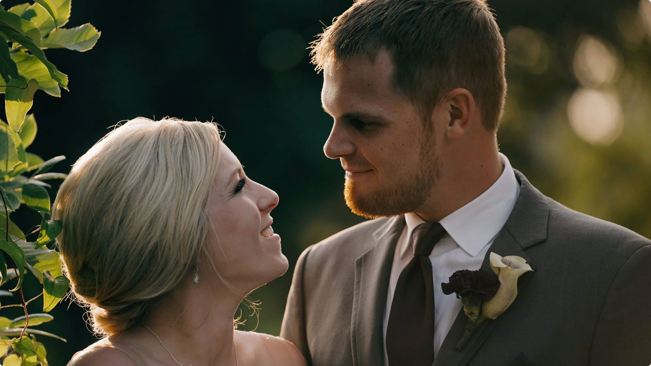 Chelsea + Brandon - Beautiful Mississippi Riverside Wedding