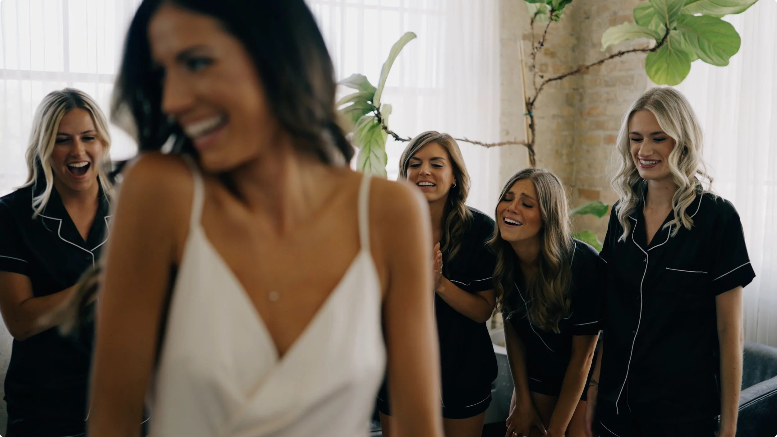 Brie + Ricky - Gorgeous Minneapolis Wedding at Machine Shop