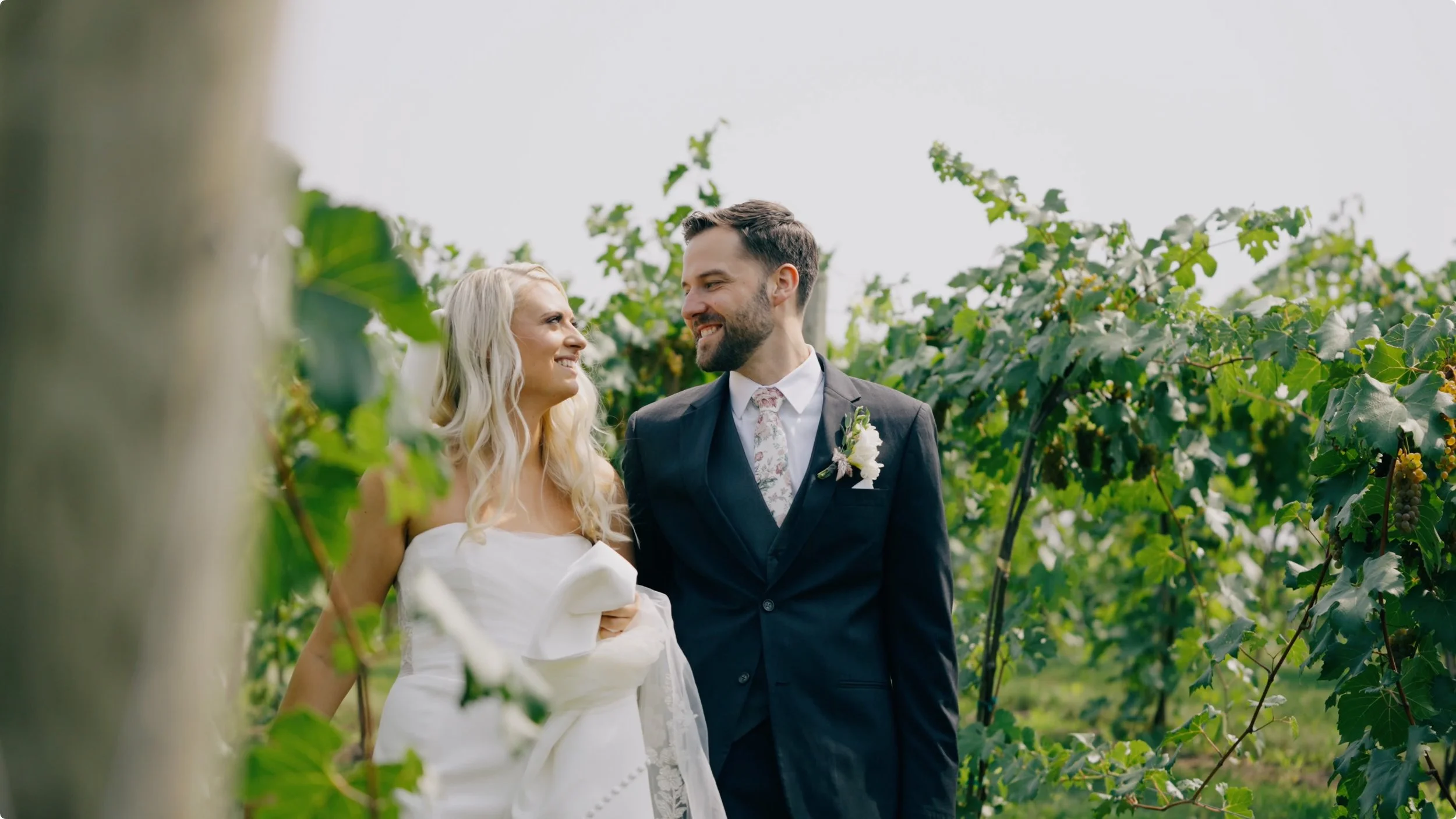Jennifer + Tyler - Fantastic Wedding at 7 Vines Vineyard