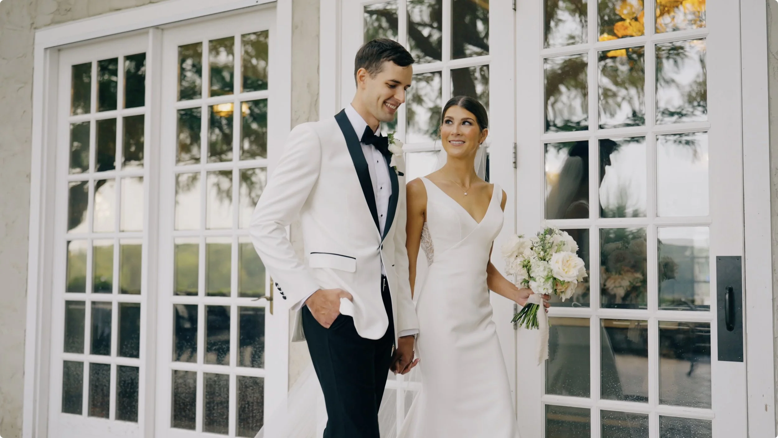 Ashley + Robert - Classy Bavaria Downs Wedding