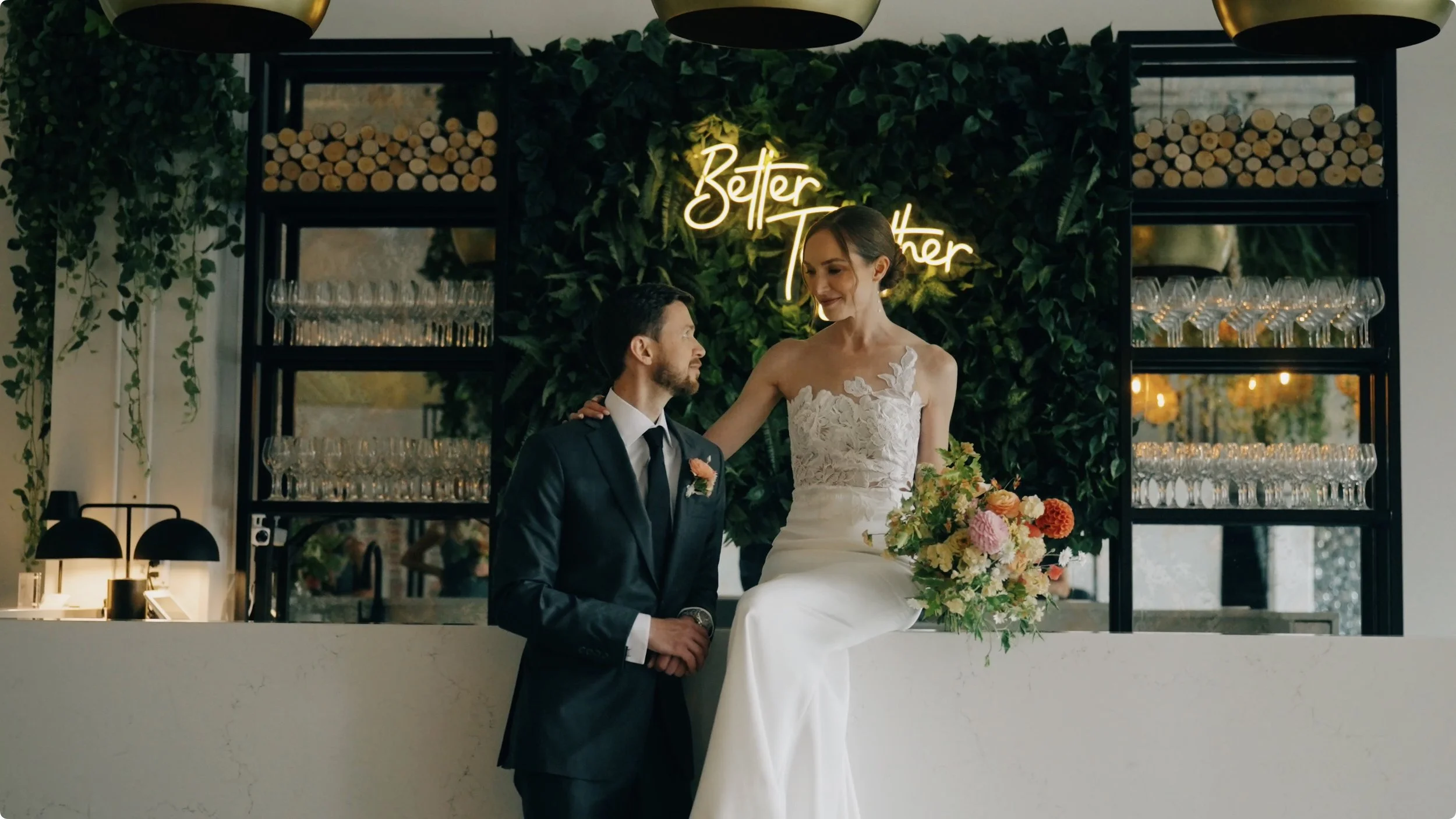 Erica + Adam - Chic Minneapolis Wedding at Urban Daisy