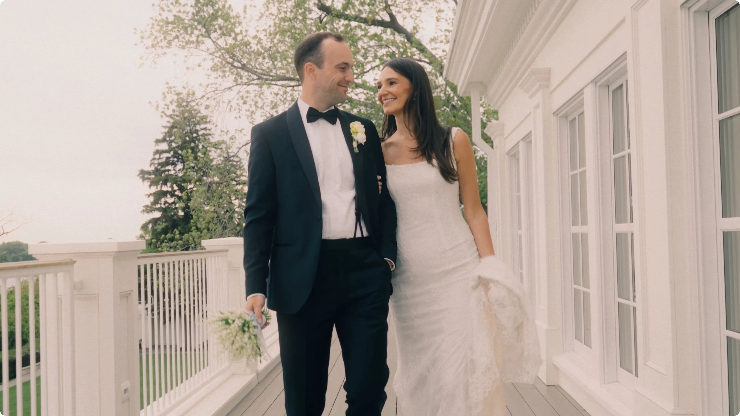 Martha + Wyatt - Beautiful Minneapolis Wedding at The Minikadha Club