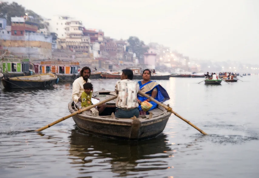 the most pleasant way to enjoy varanasi.jpg